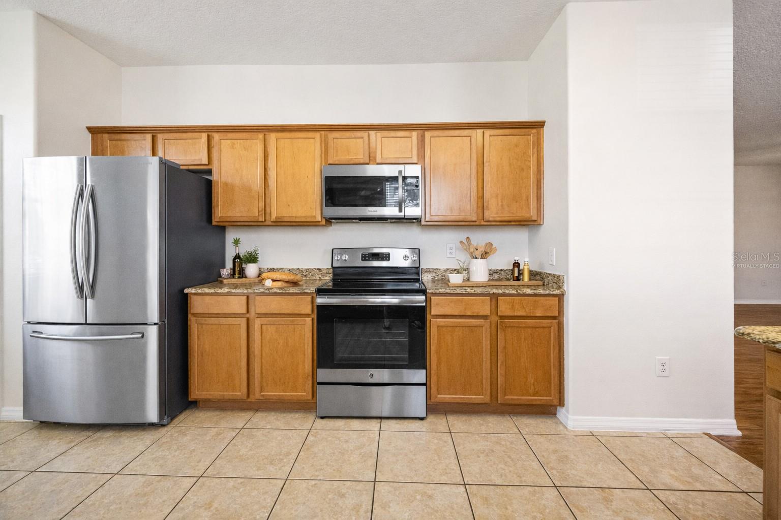 337 BELLA ROSA CIR
