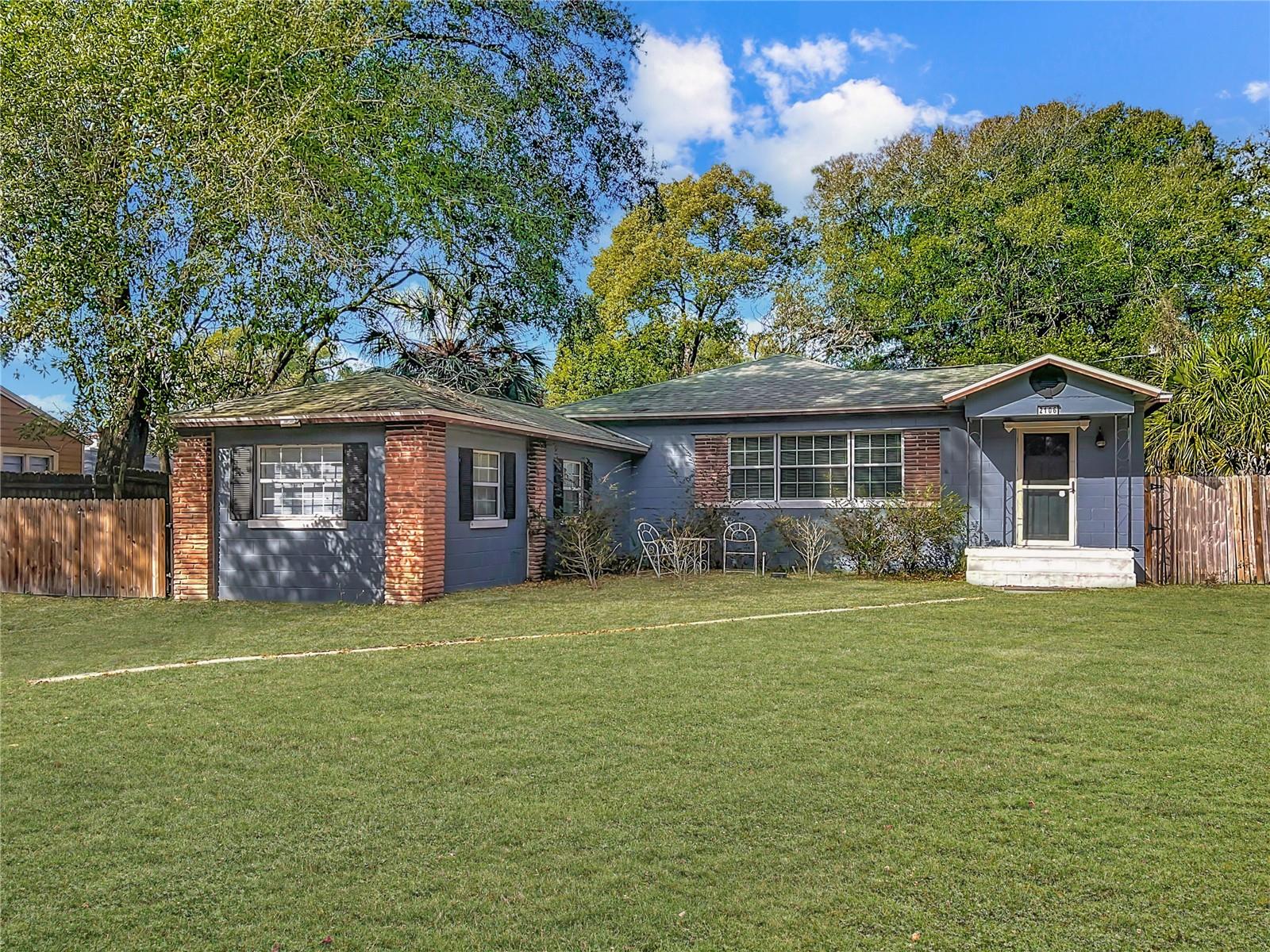 2106 CORDOVA DR