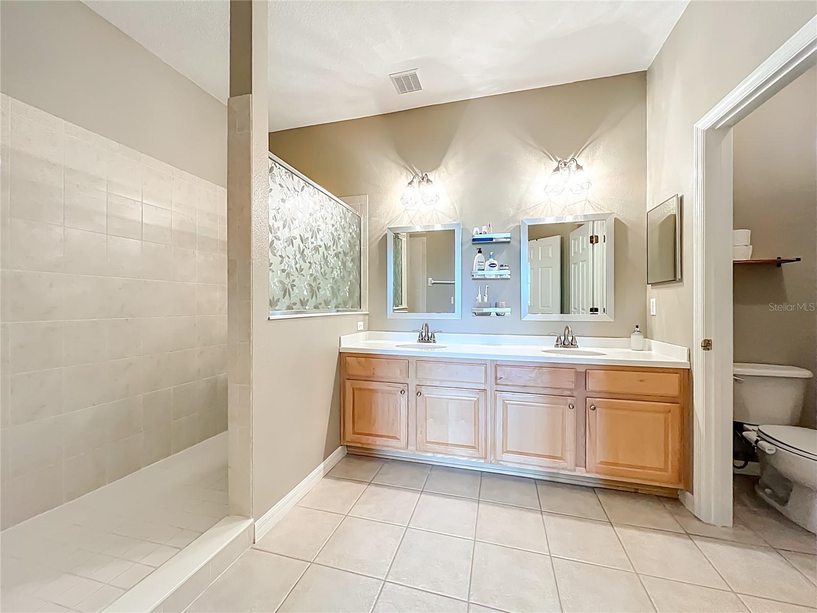 9417 MYRTLE CREEK LN #609