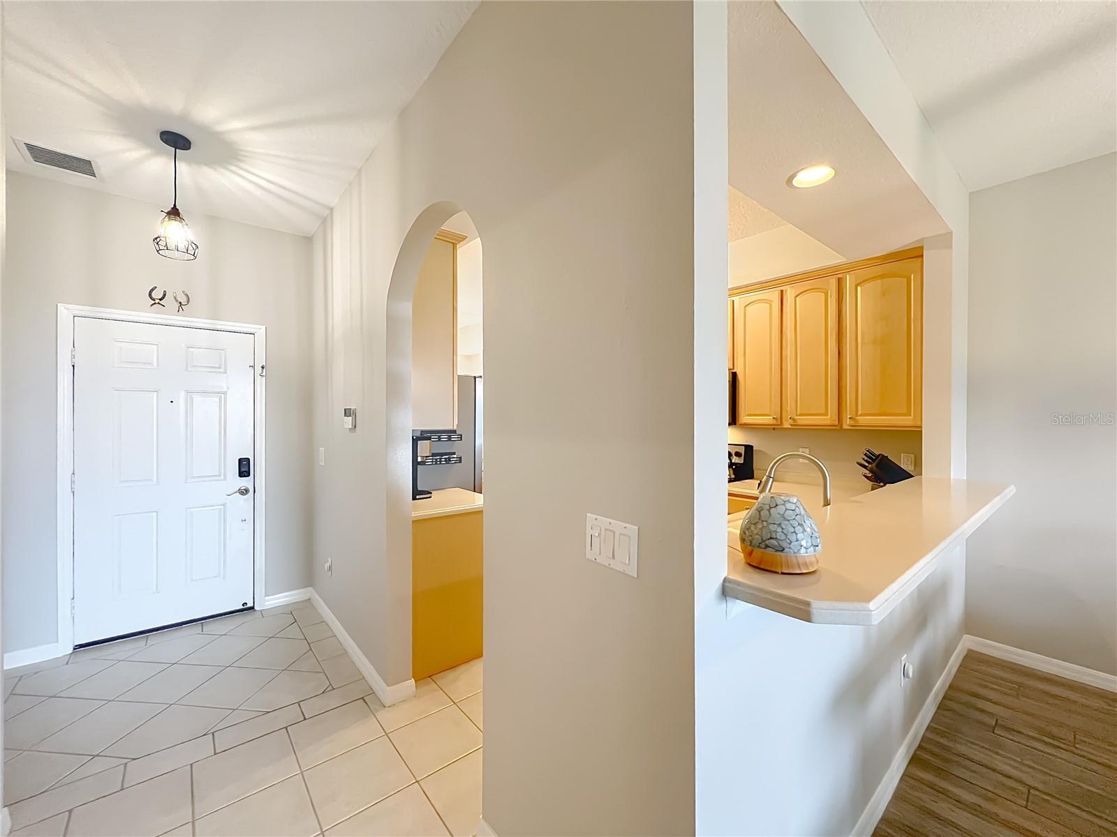 9417 MYRTLE CREEK LN #609