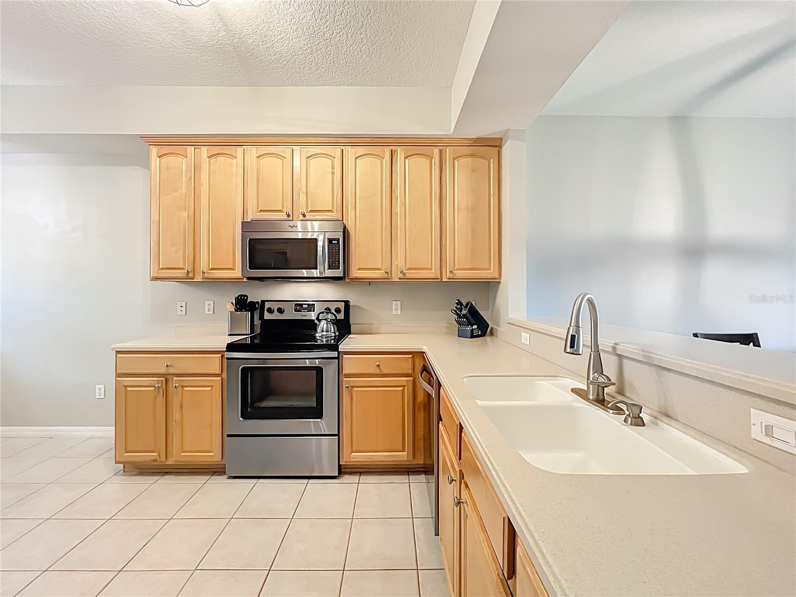 9417 MYRTLE CREEK LN #609