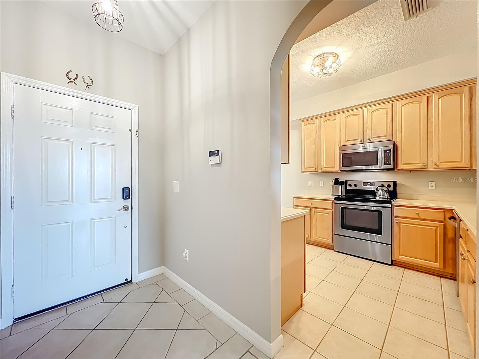 9417 MYRTLE CREEK LN #609