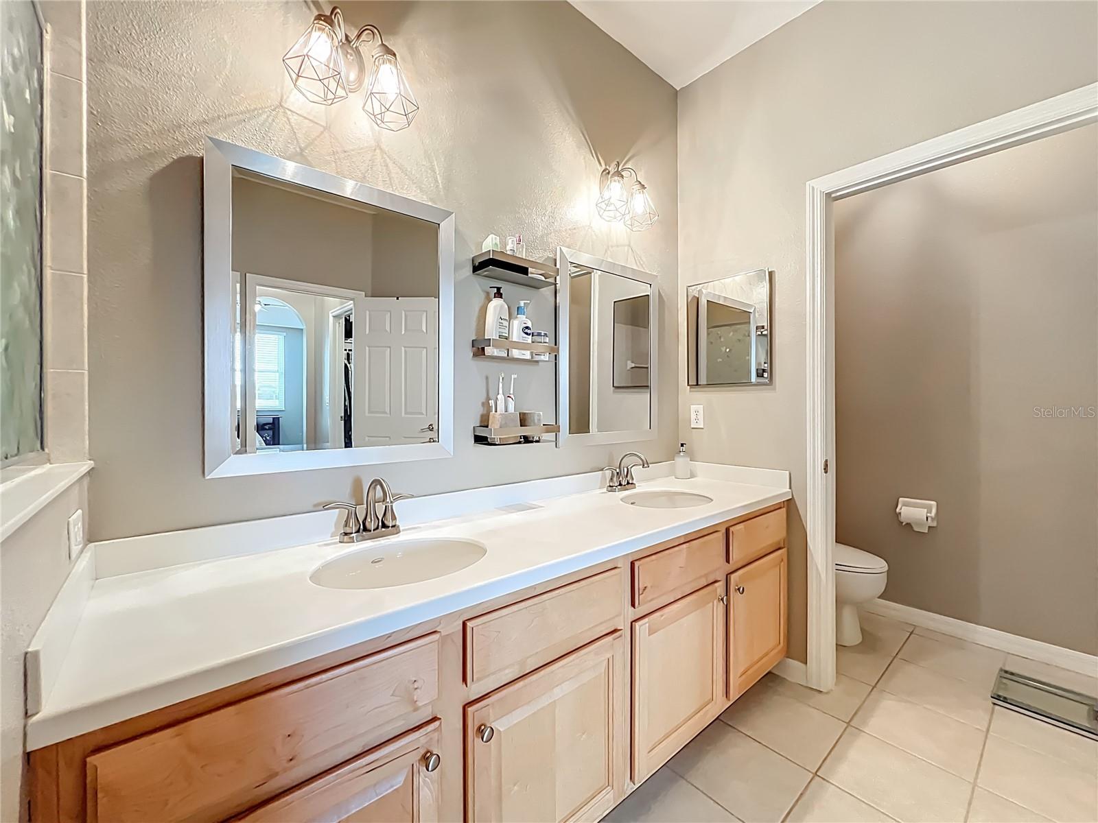 9417 MYRTLE CREEK LN #609