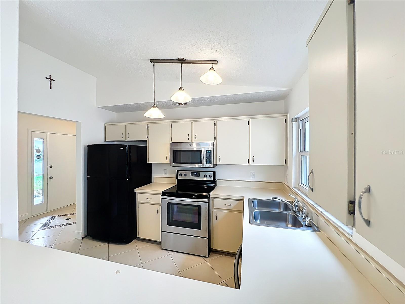 4061 BUGLERS REST PL