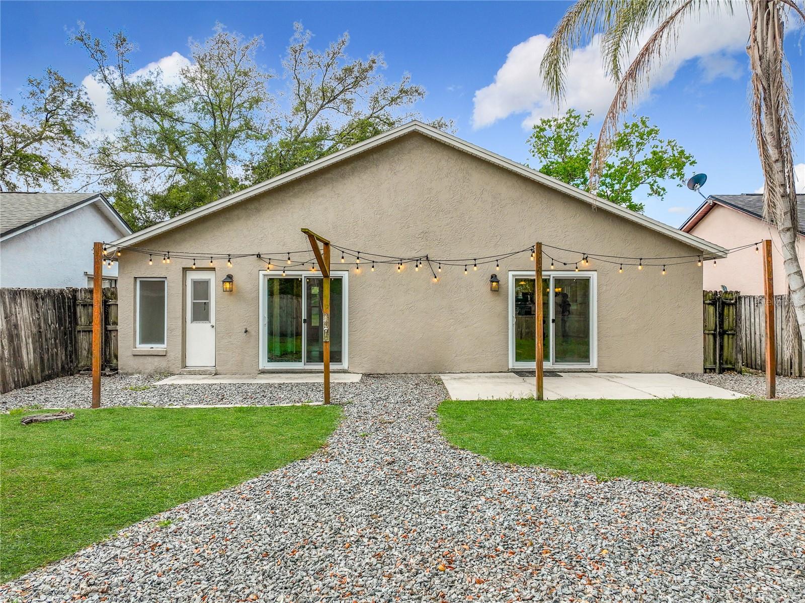 4061 BUGLERS REST PL