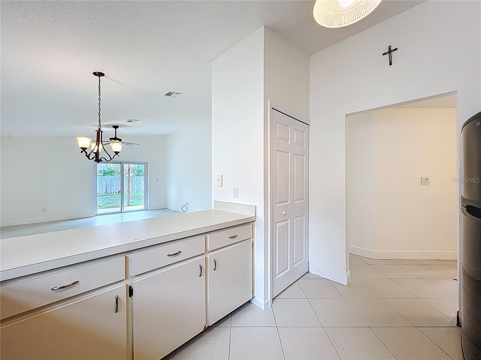 4061 BUGLERS REST PL