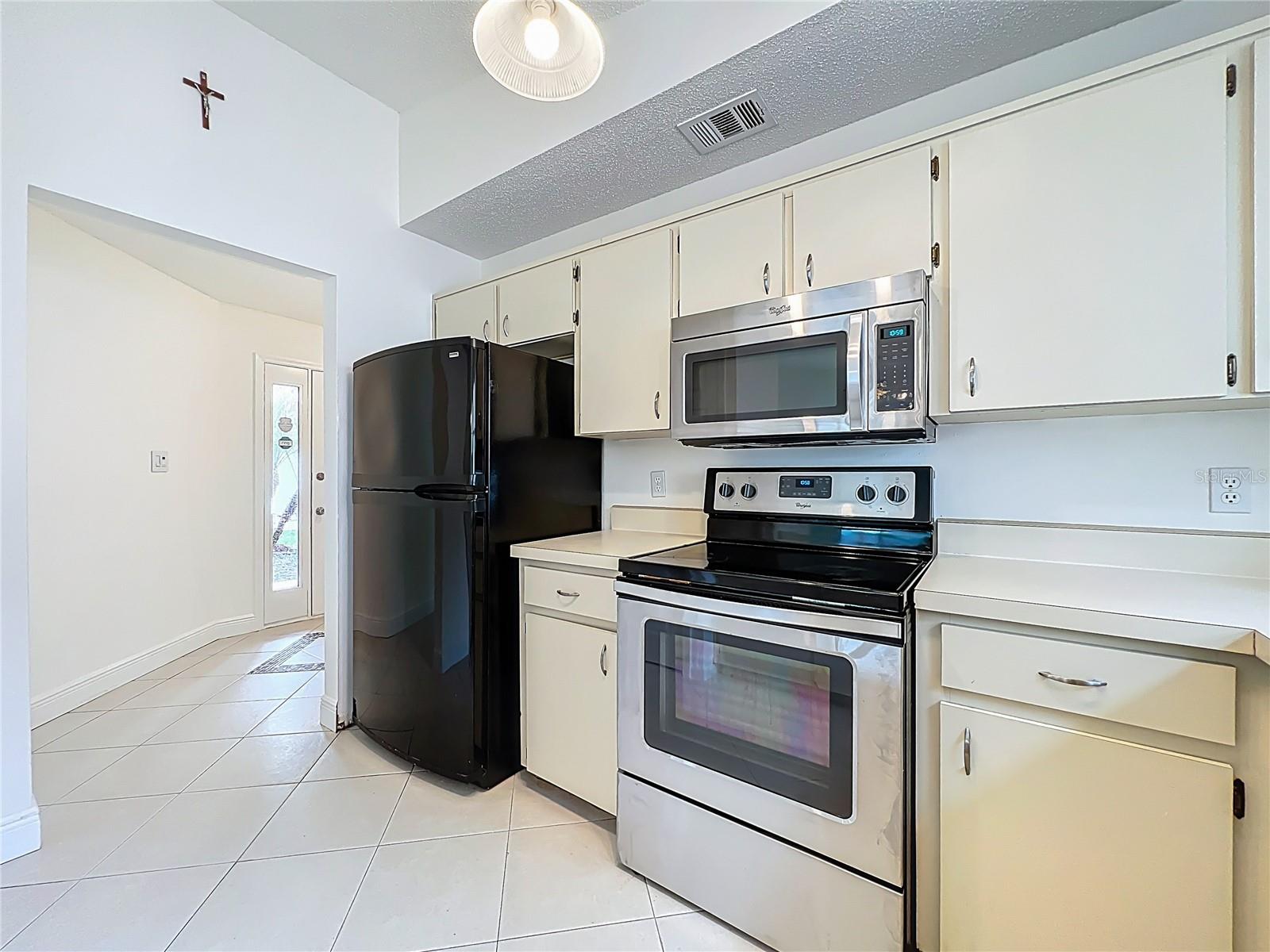 4061 BUGLERS REST PL