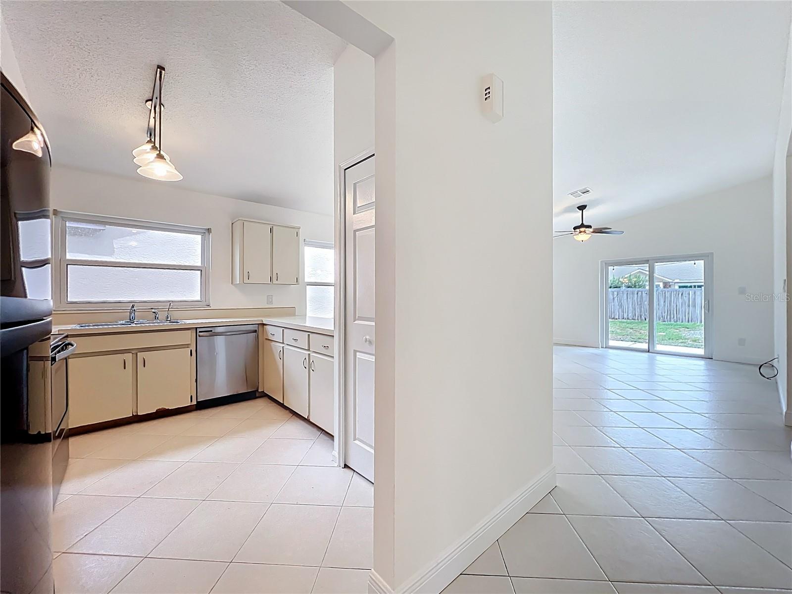 4061 BUGLERS REST PL