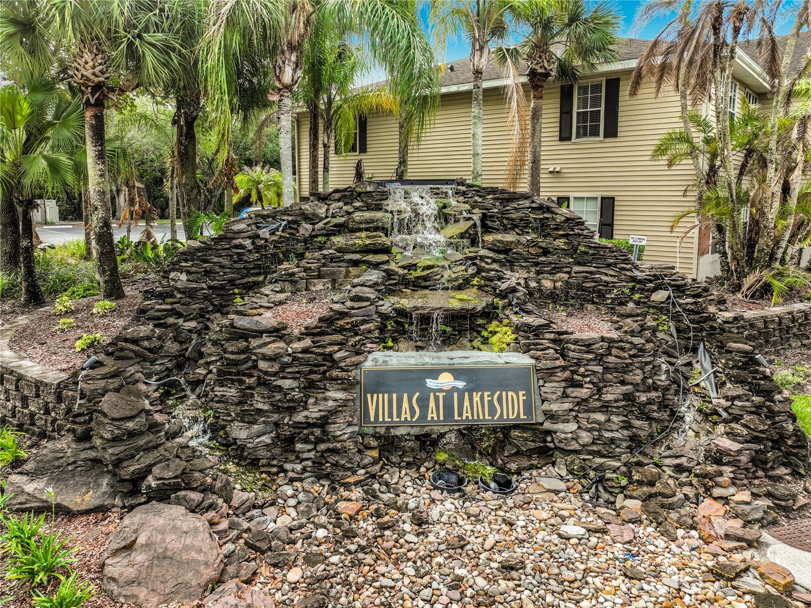 1909 SUMMER CLUB DR #301