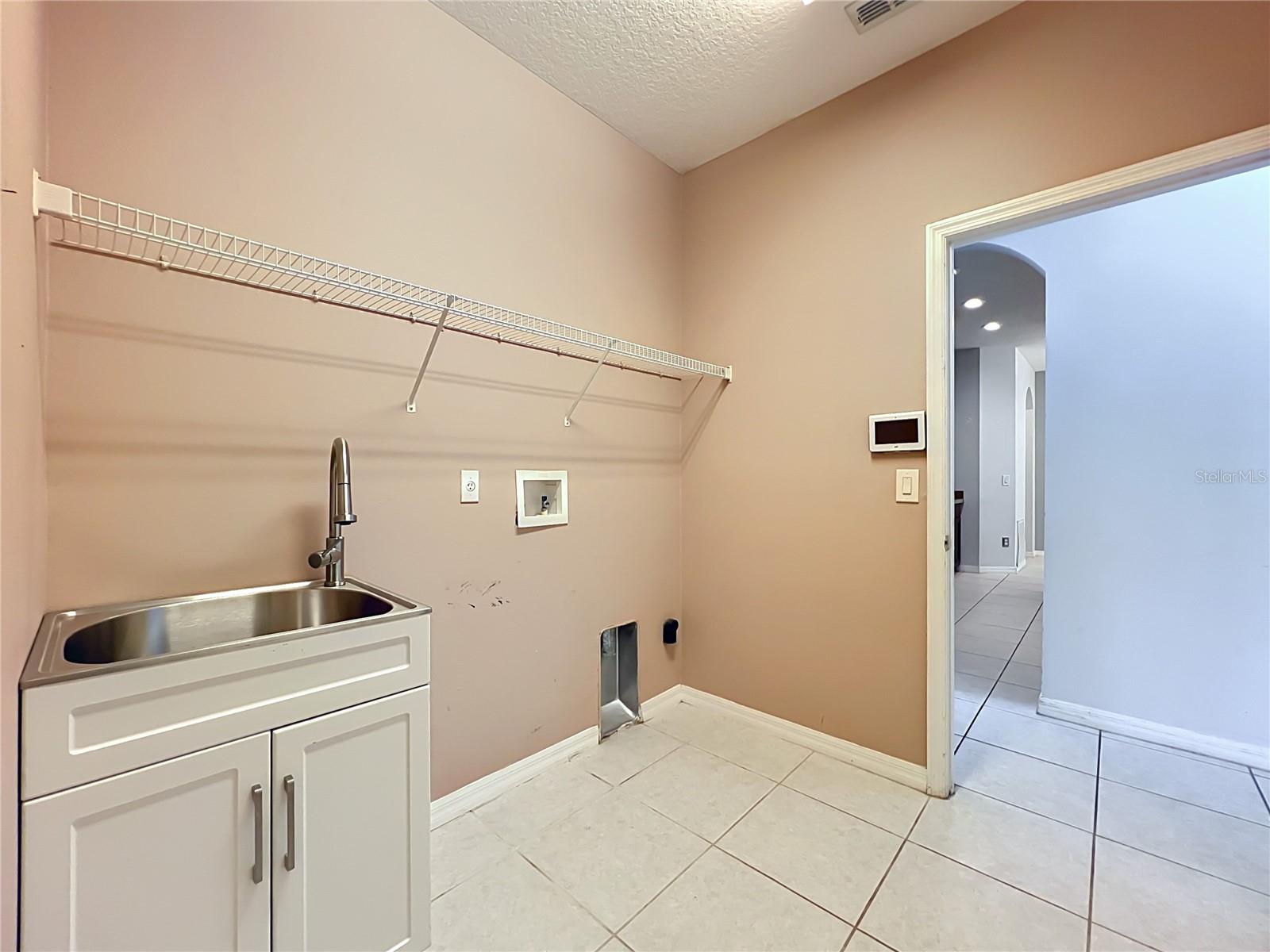 235 MAGNOLIA PARK TRL