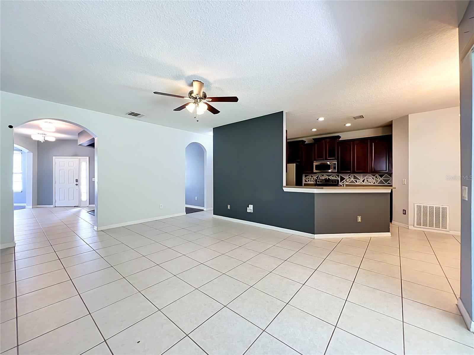 235 MAGNOLIA PARK TRL