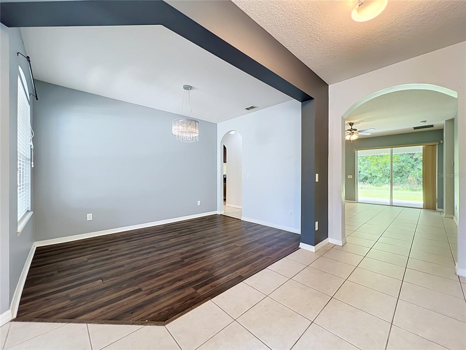 235 MAGNOLIA PARK TRL