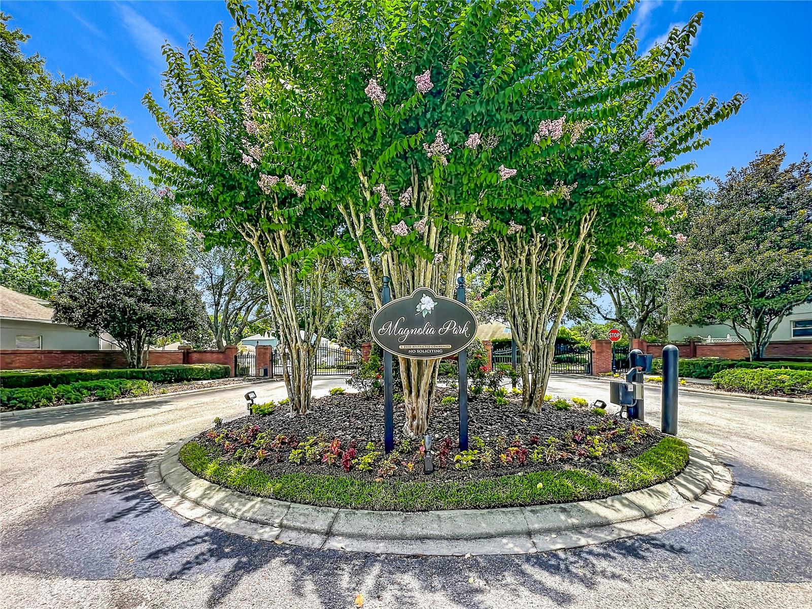 235 MAGNOLIA PARK TRL