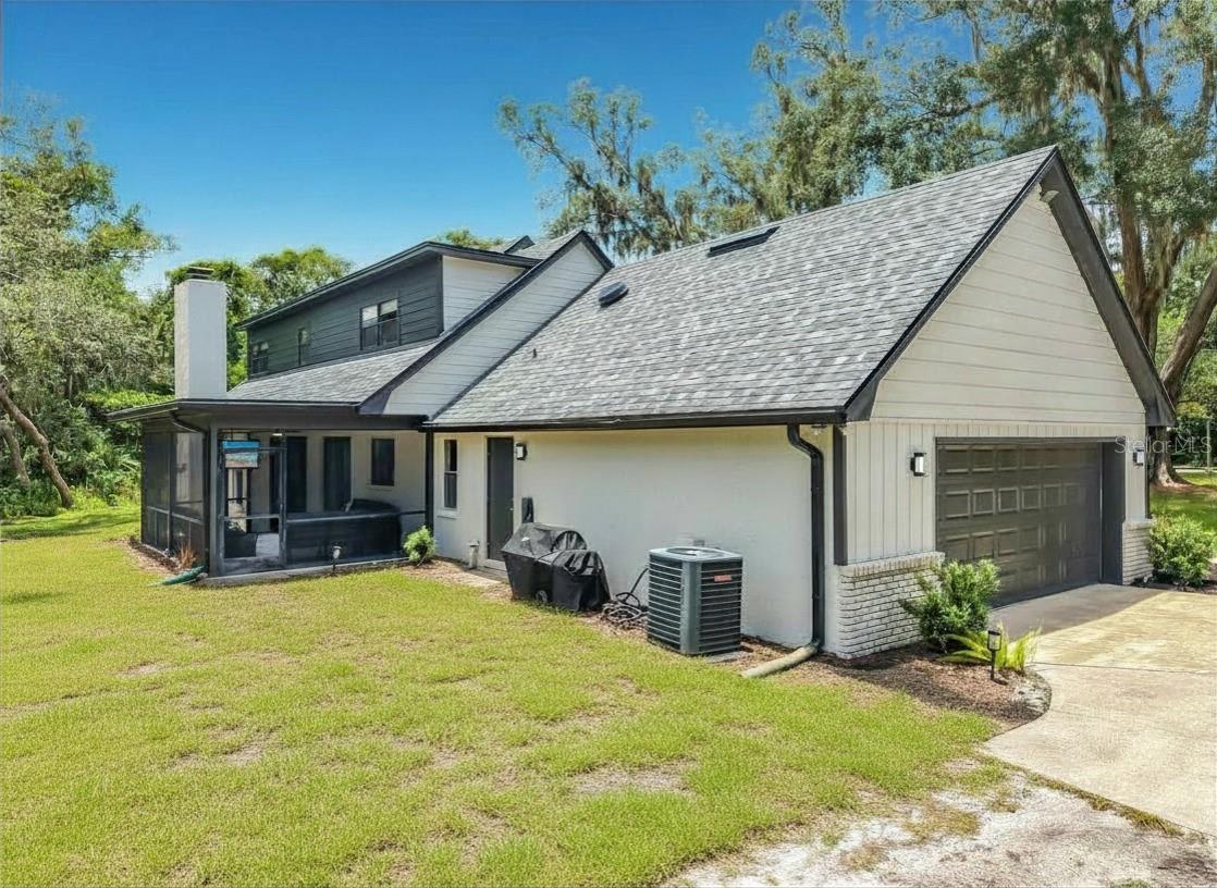 975 DYSON DR