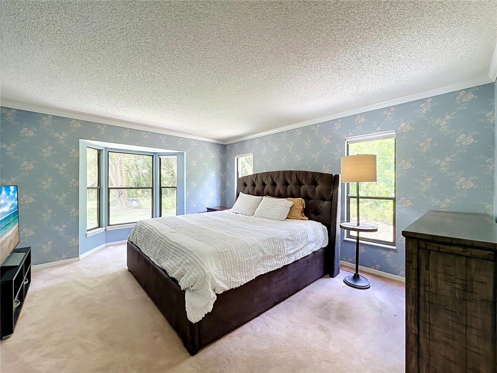 975 DYSON DR