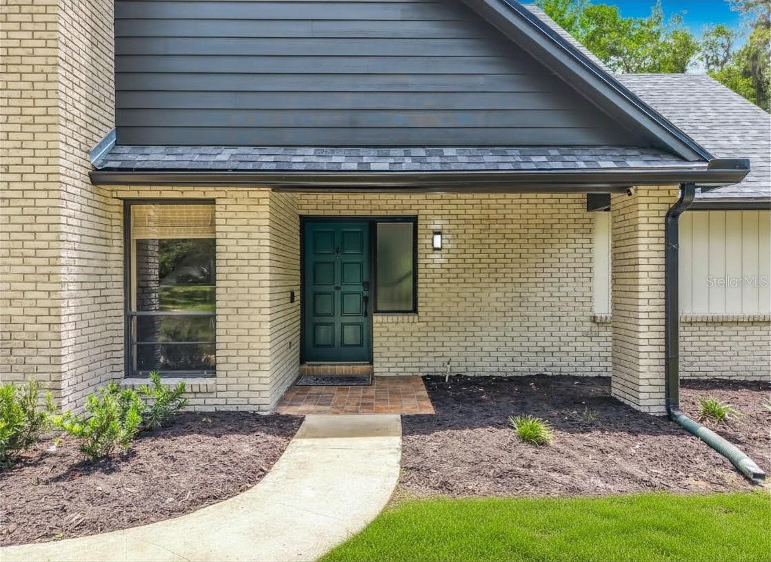 975 DYSON DR