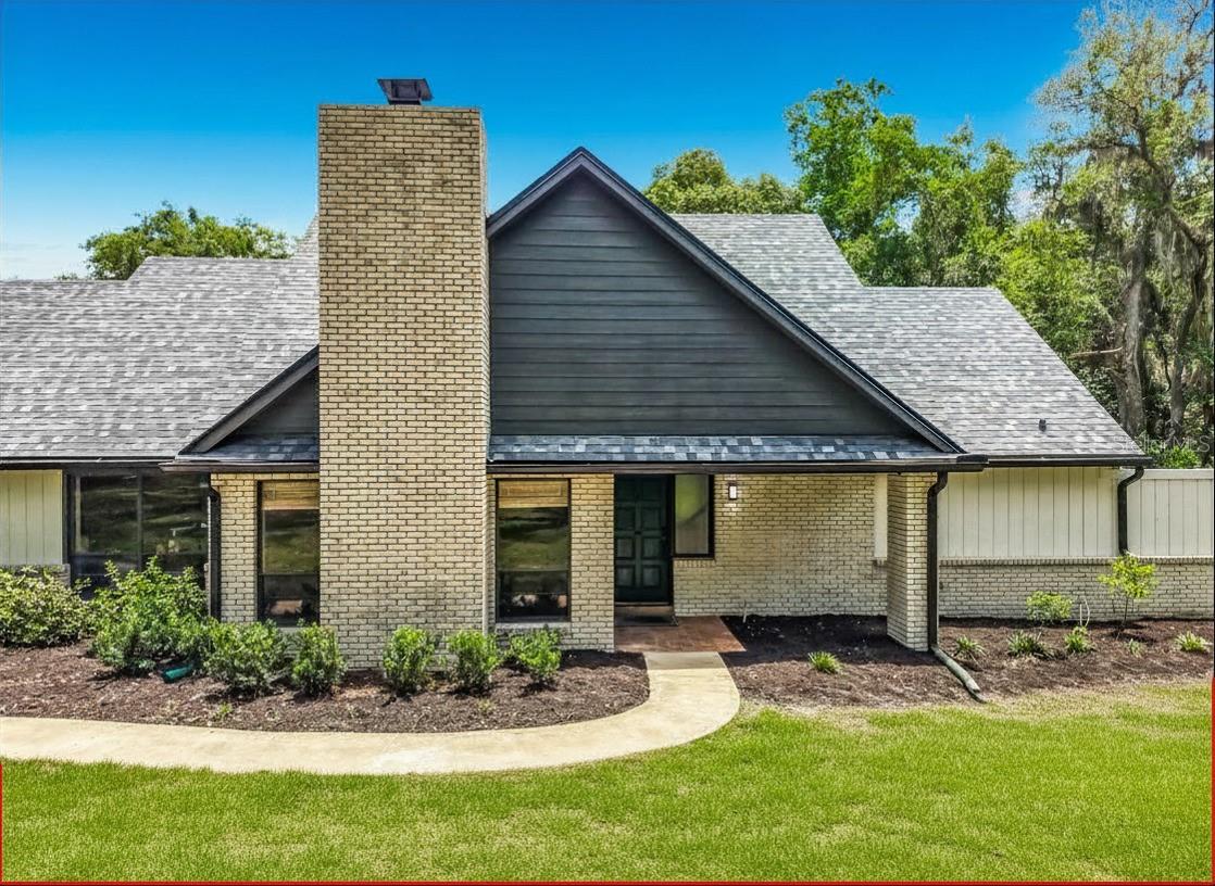 975 DYSON DR