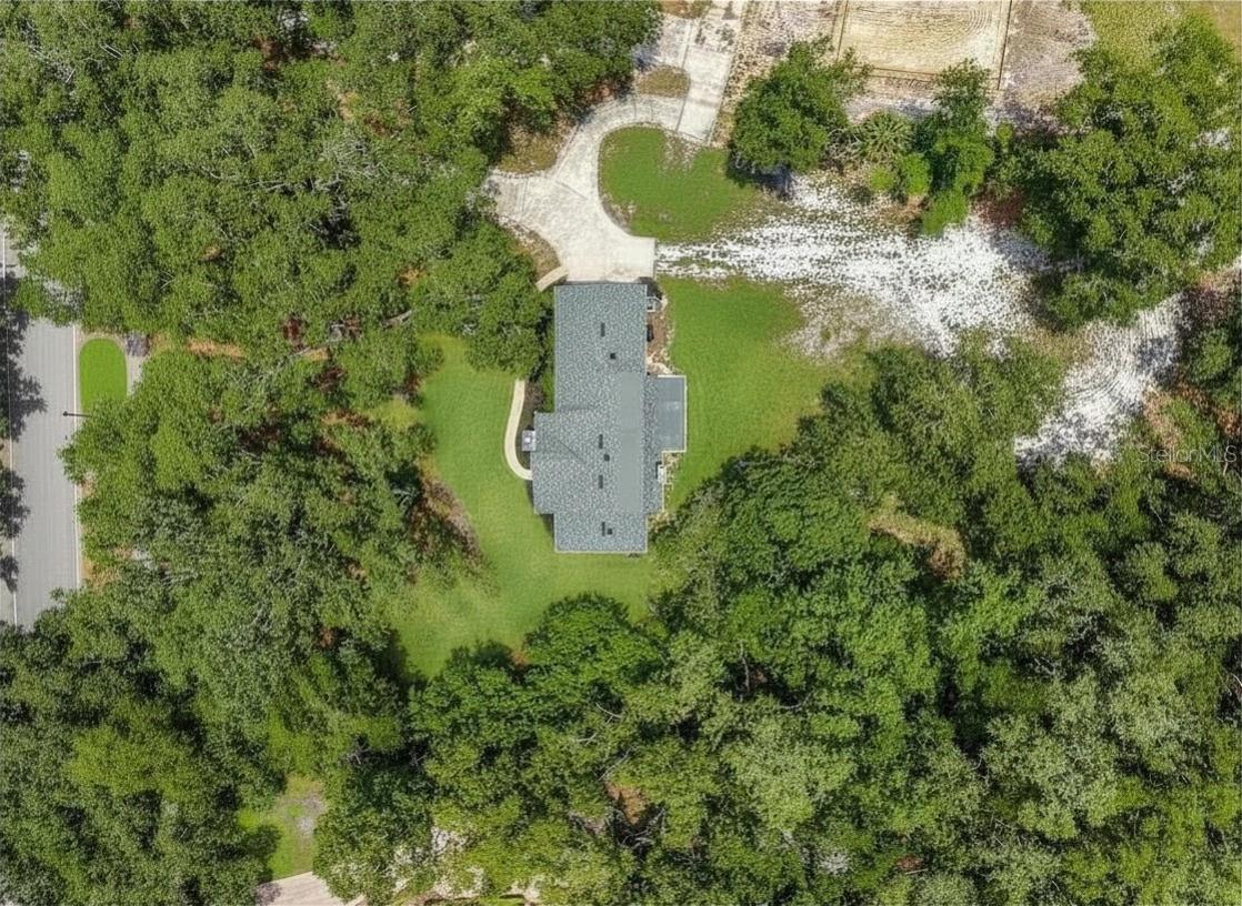 975 DYSON DR