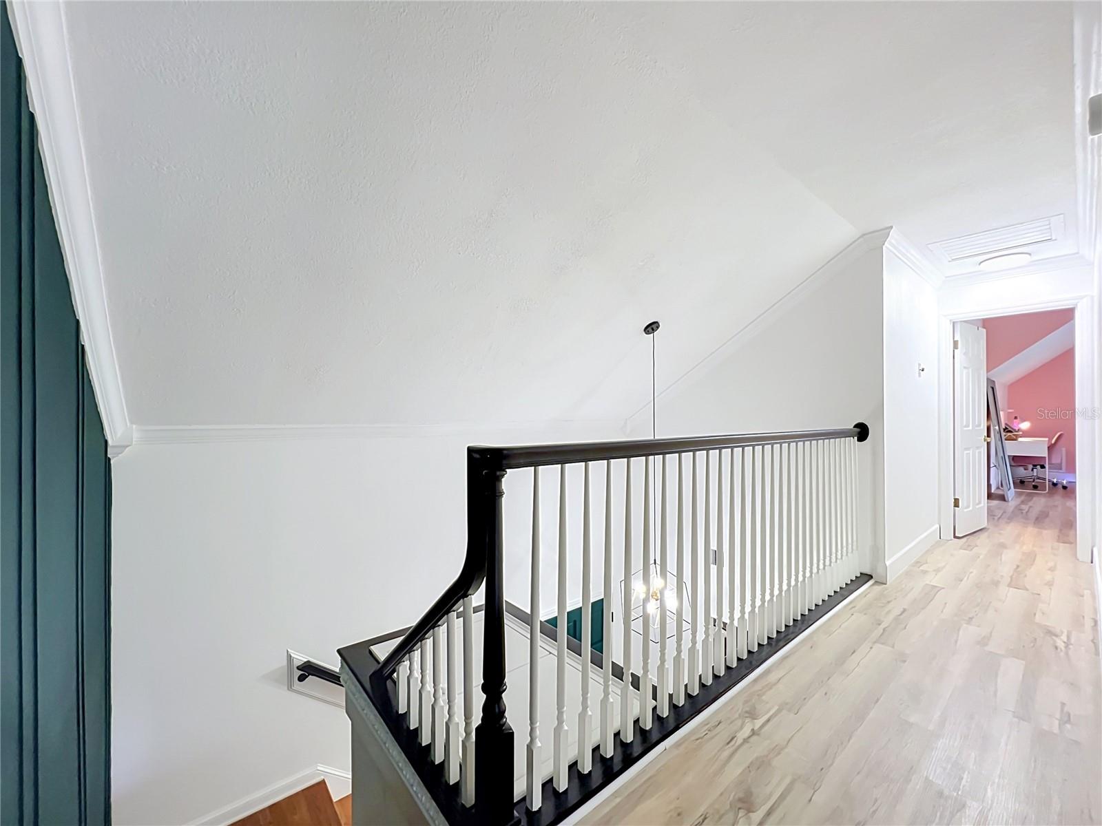 975 DYSON DR