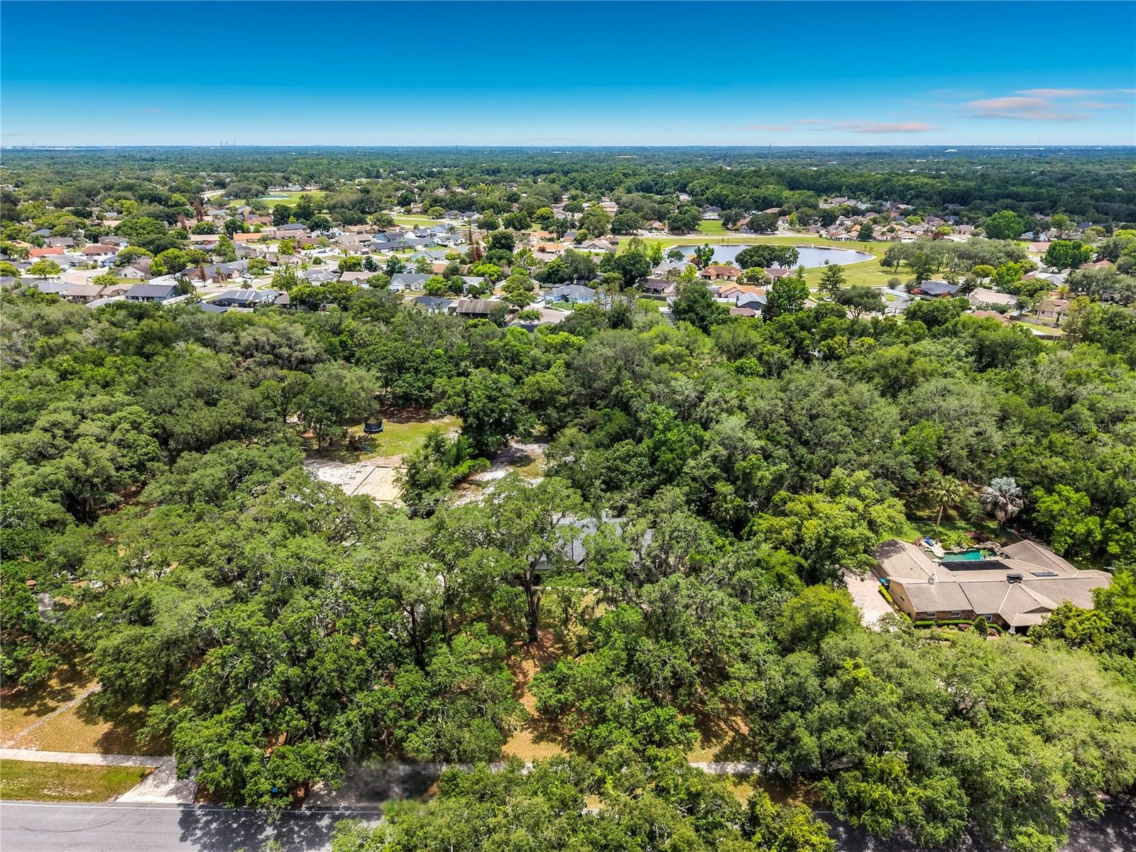 975 DYSON DR