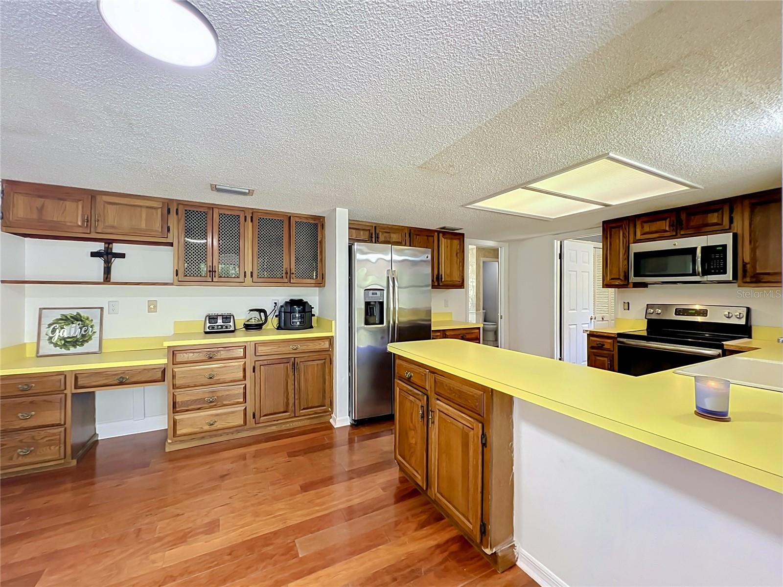975 DYSON DR