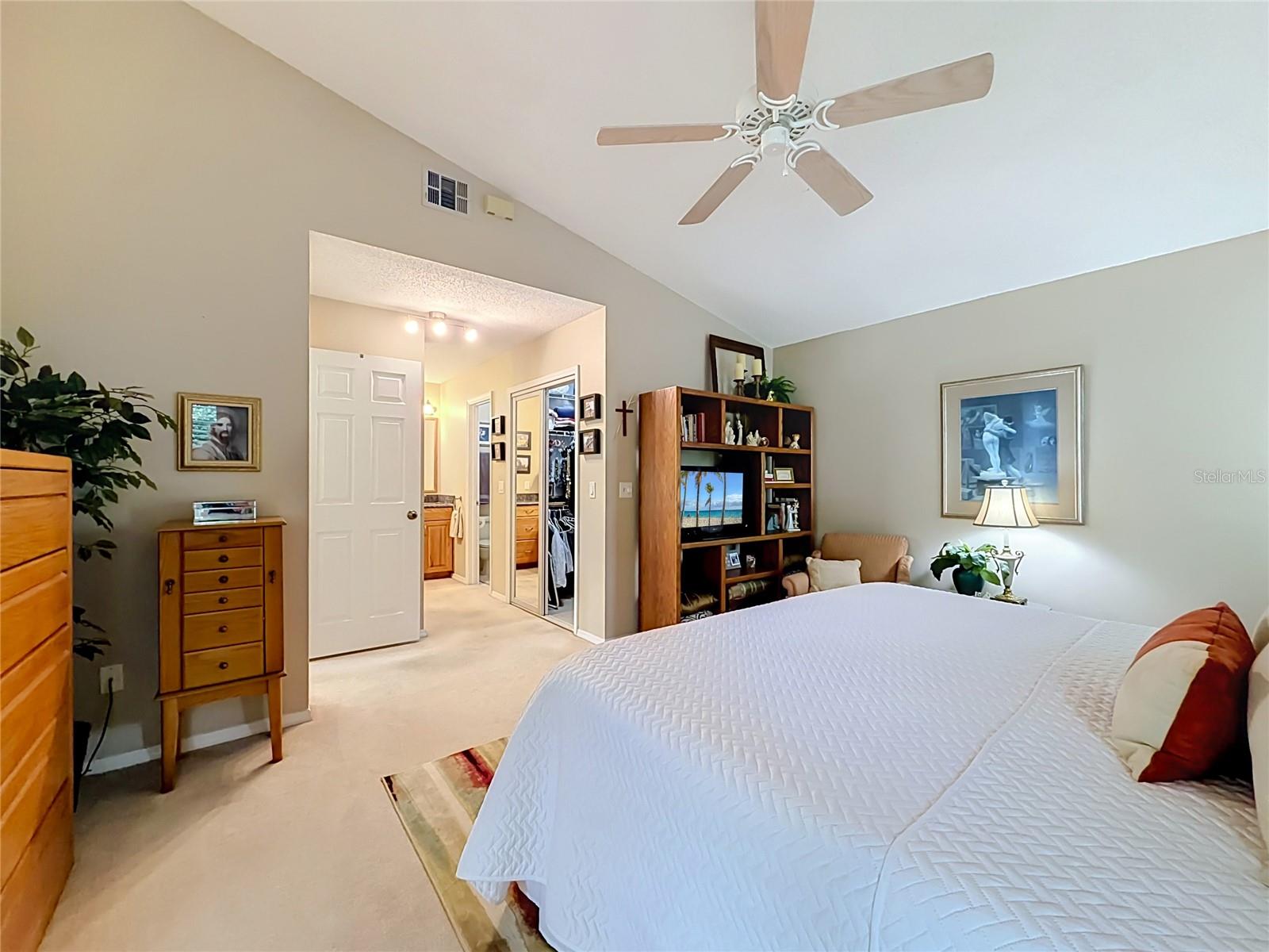 456 NEWTON PL