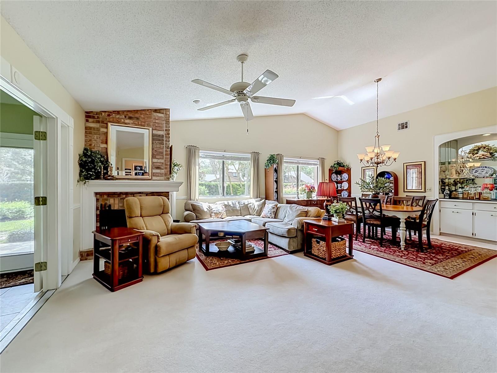 456 NEWTON PL