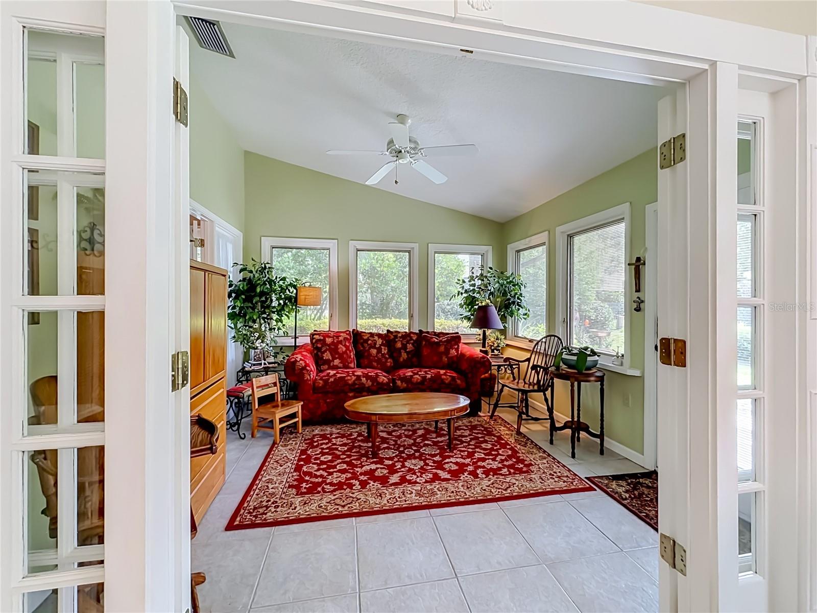 456 NEWTON PL