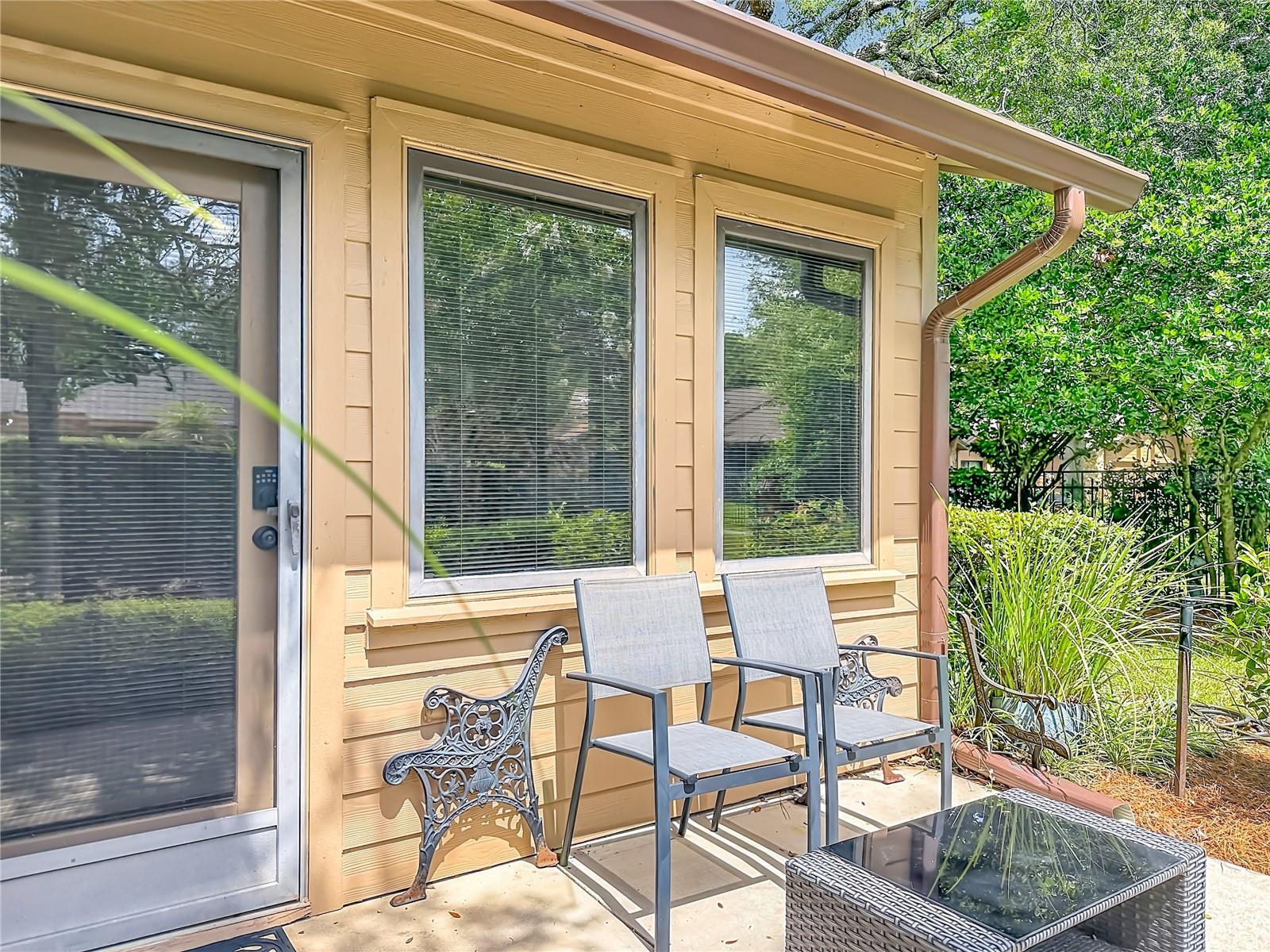 456 NEWTON PL
