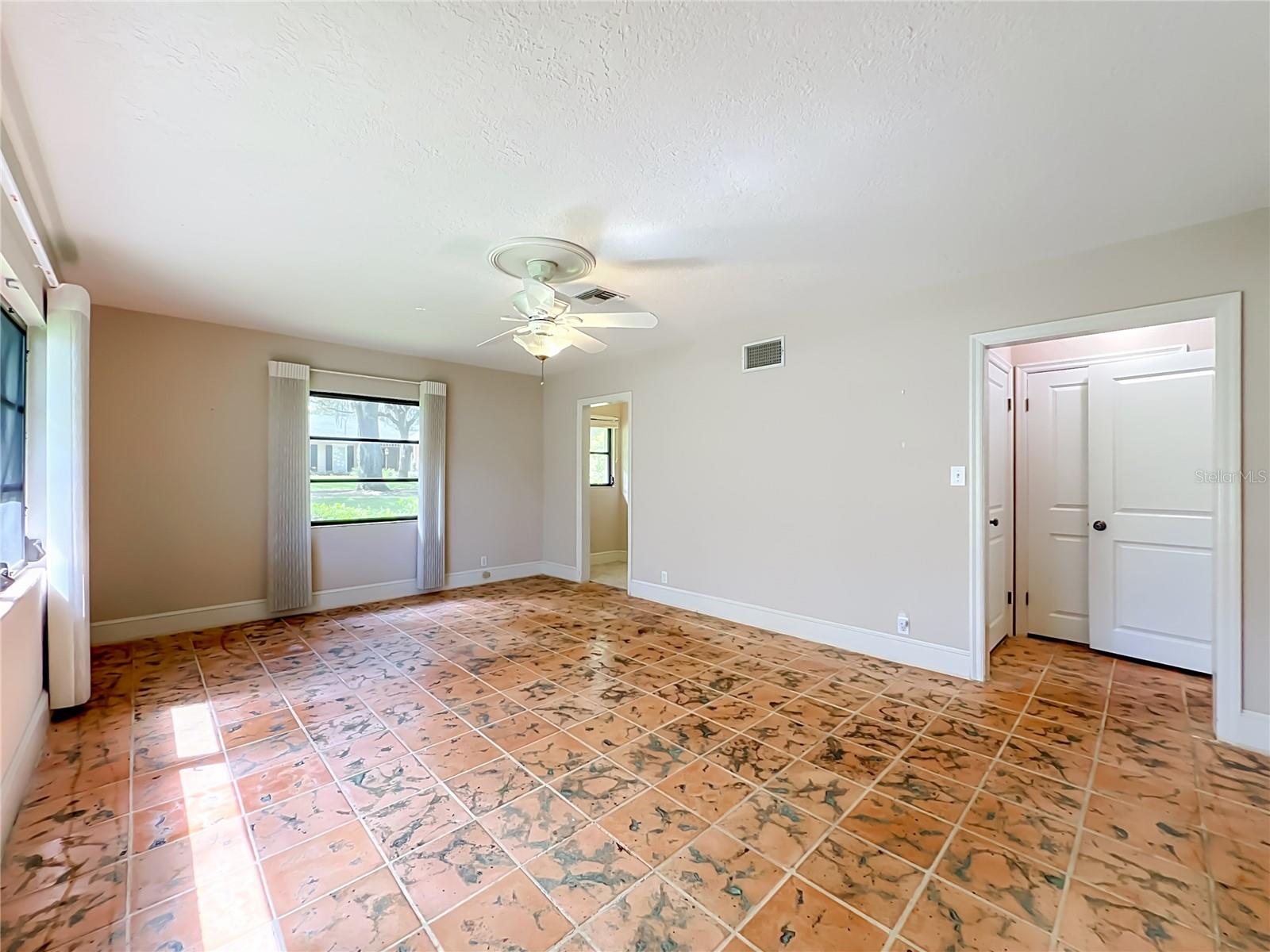1661 LAUREL RD