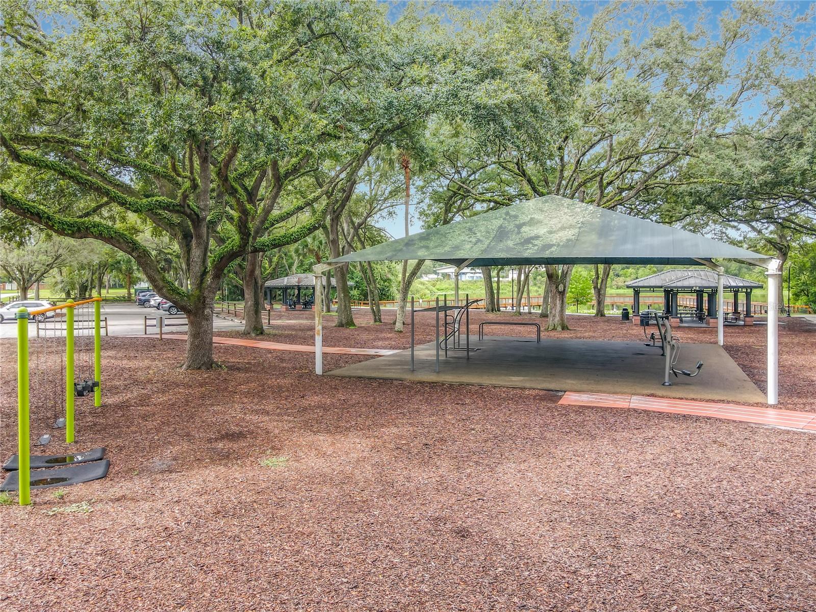 744 BARRINGTON CIR