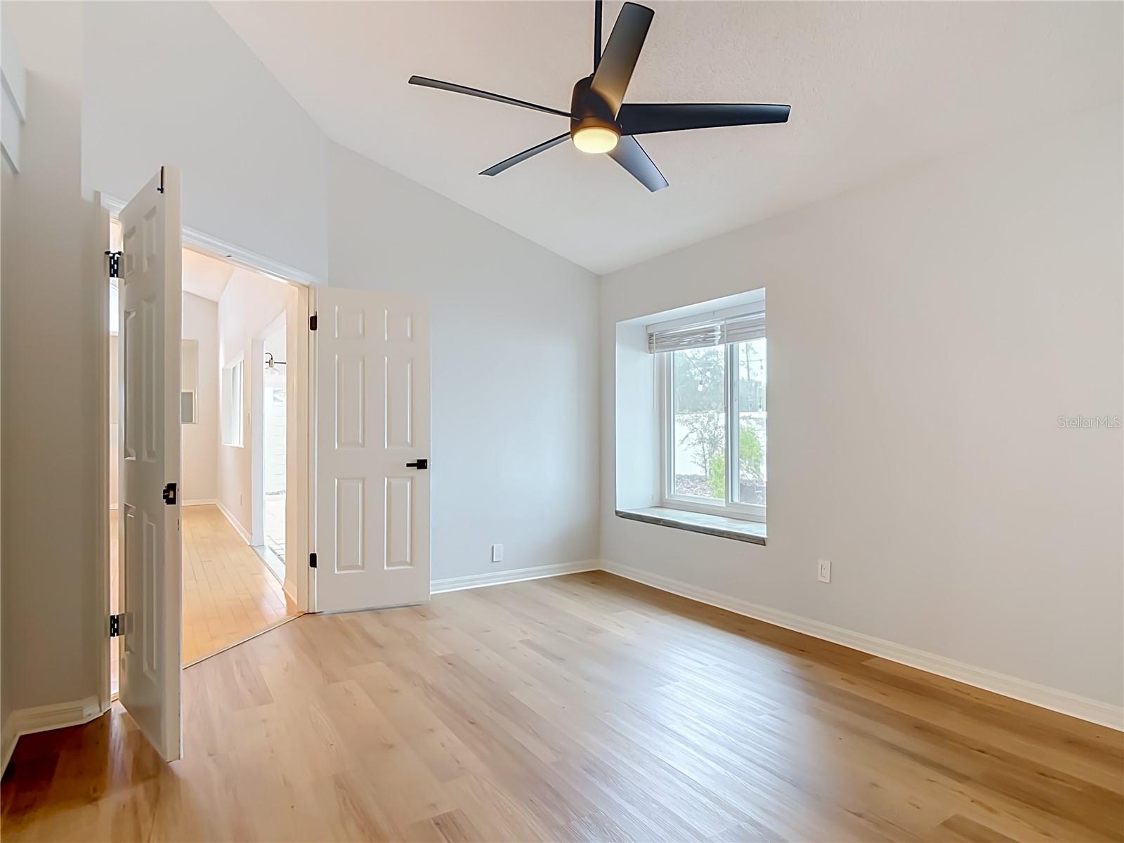 744 BARRINGTON CIR