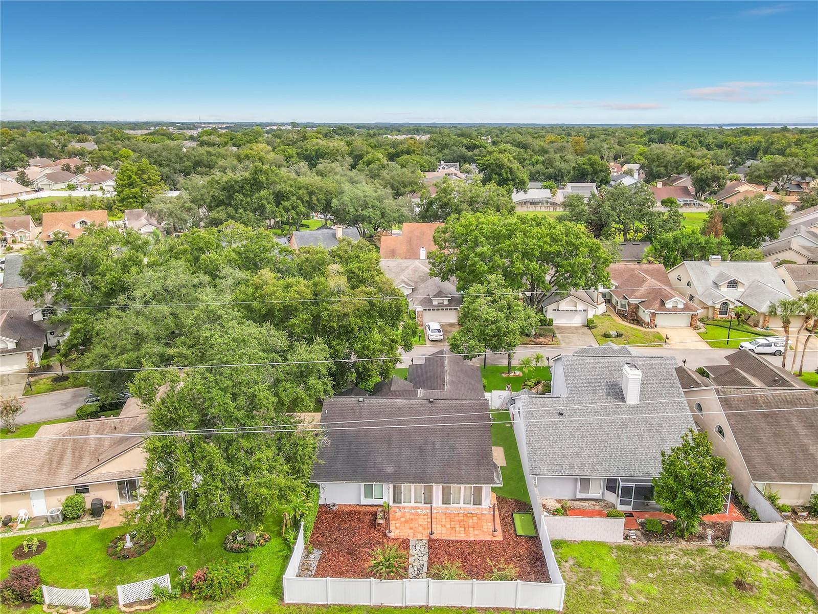 744 BARRINGTON CIR