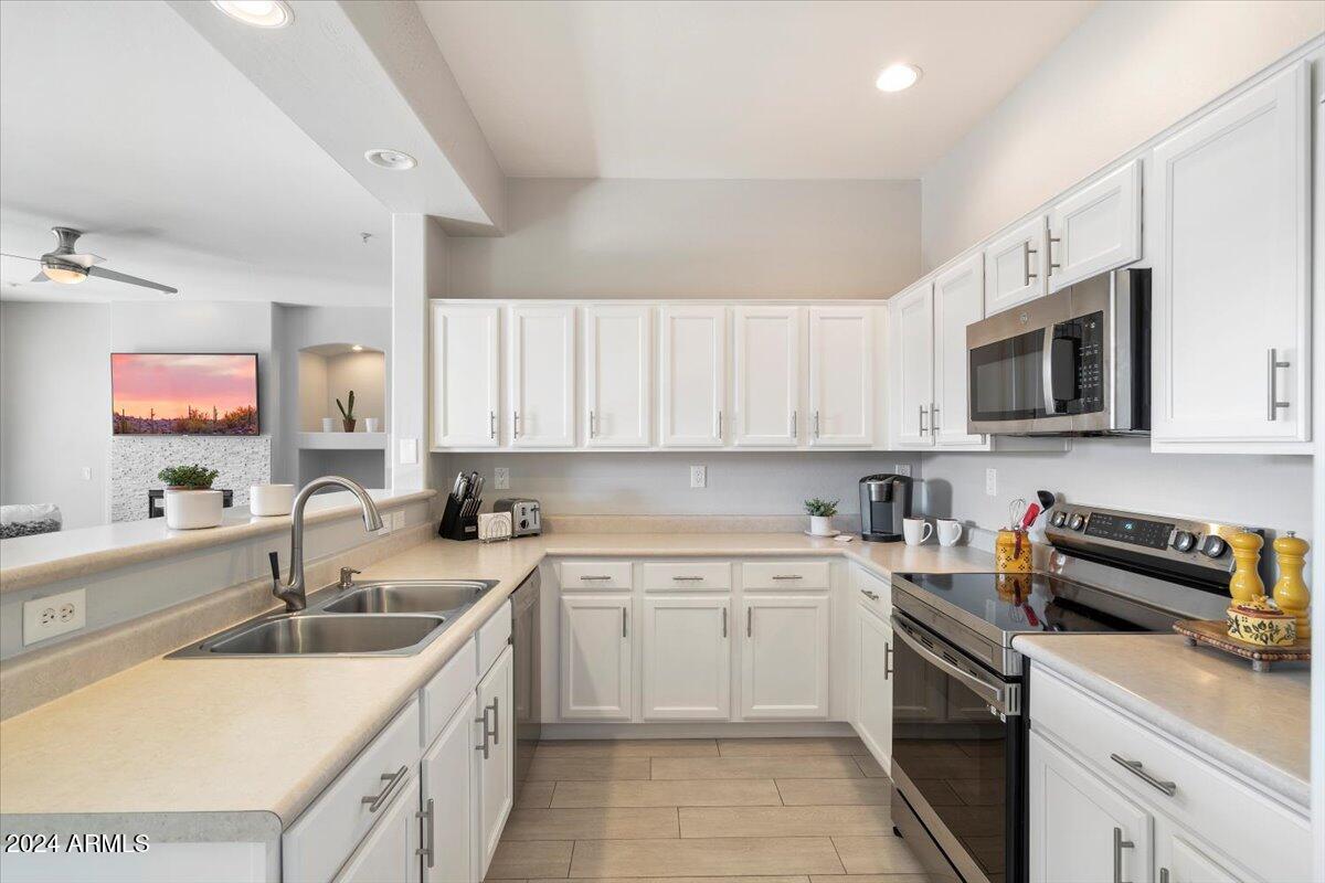 19550 N Grayhawk Drive, 2016