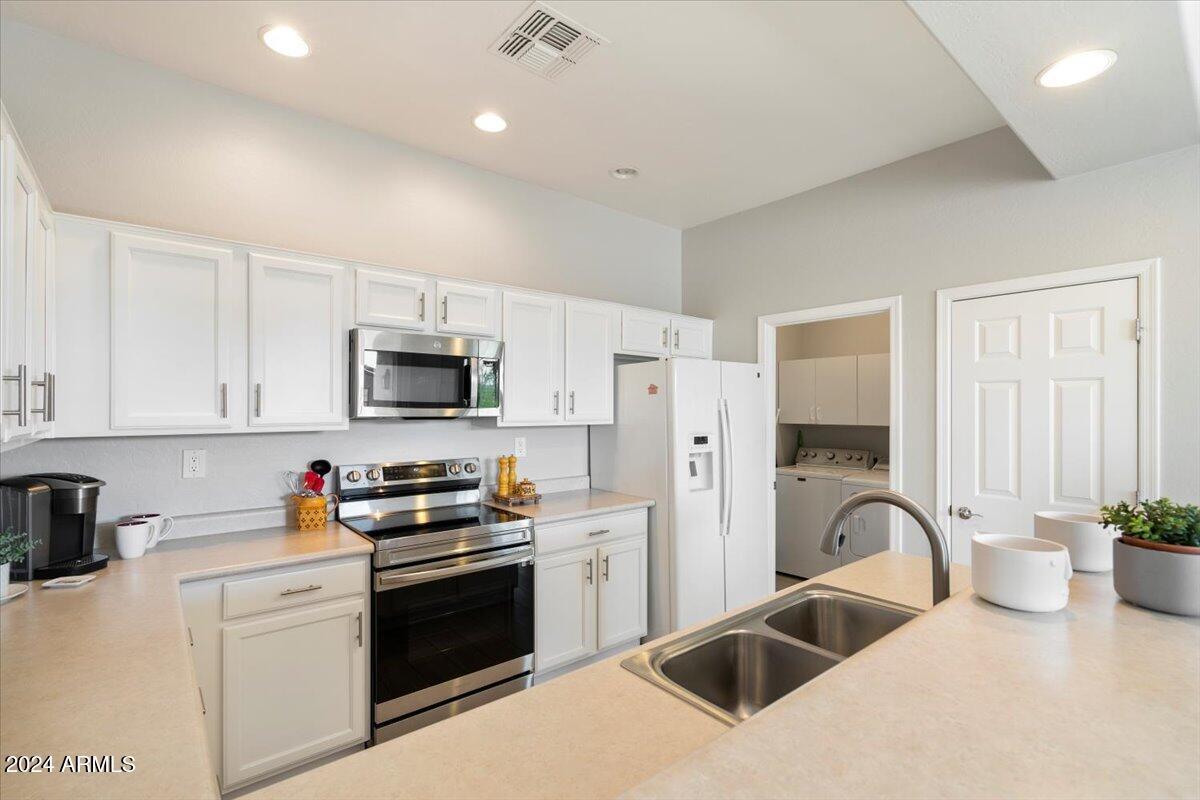 19550 N Grayhawk Drive, 2016