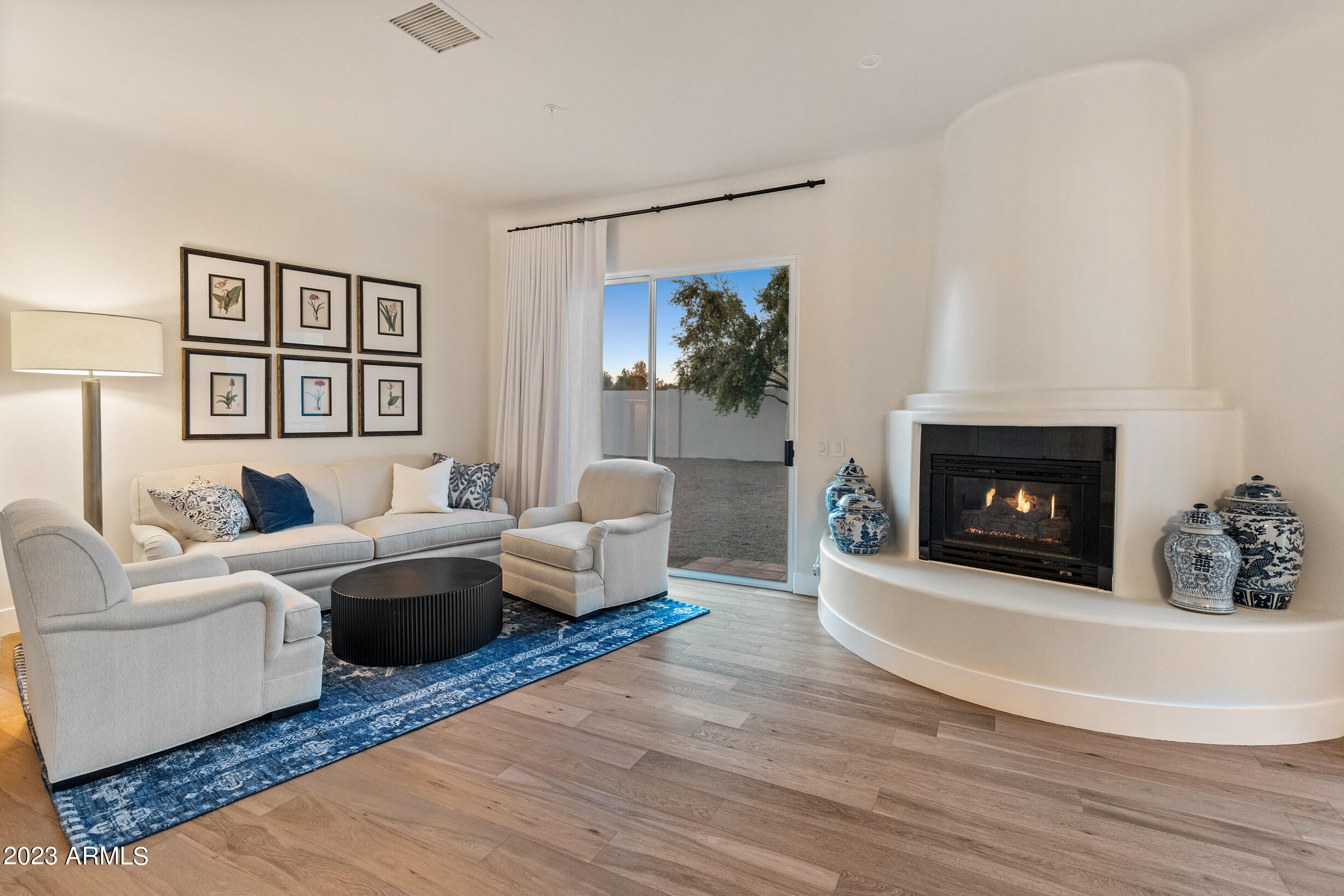 9486 E ALTADENA Avenue