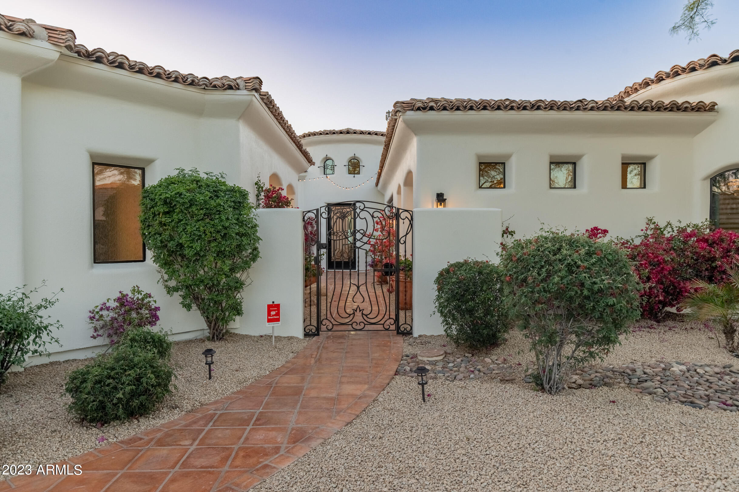 9486 E ALTADENA Avenue