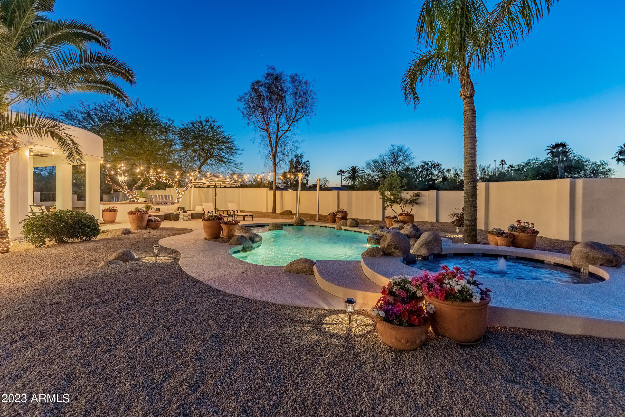 9486 E ALTADENA Avenue