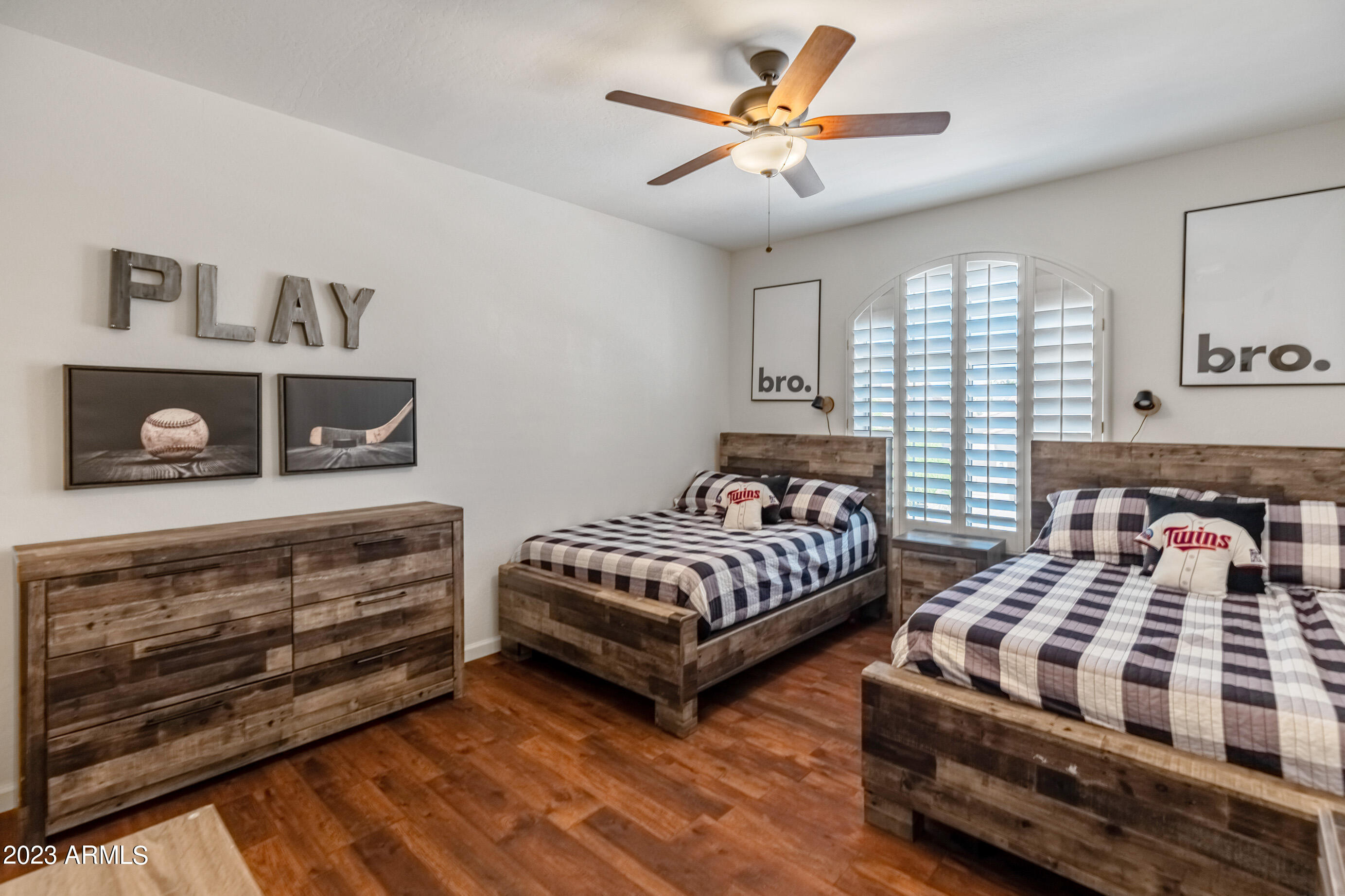4515 E VIA MONTOYA Drive