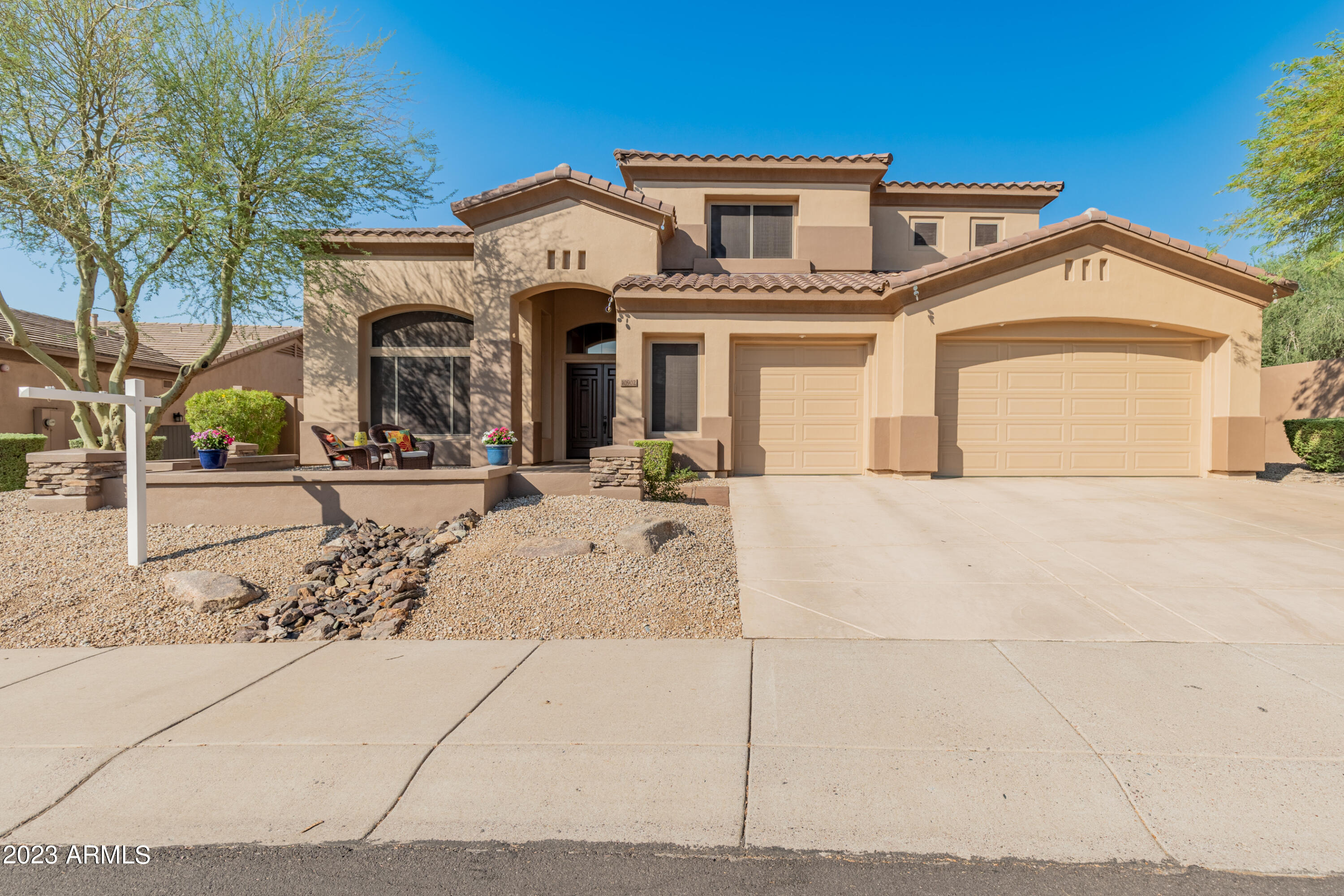 10902 E Gelding Drive