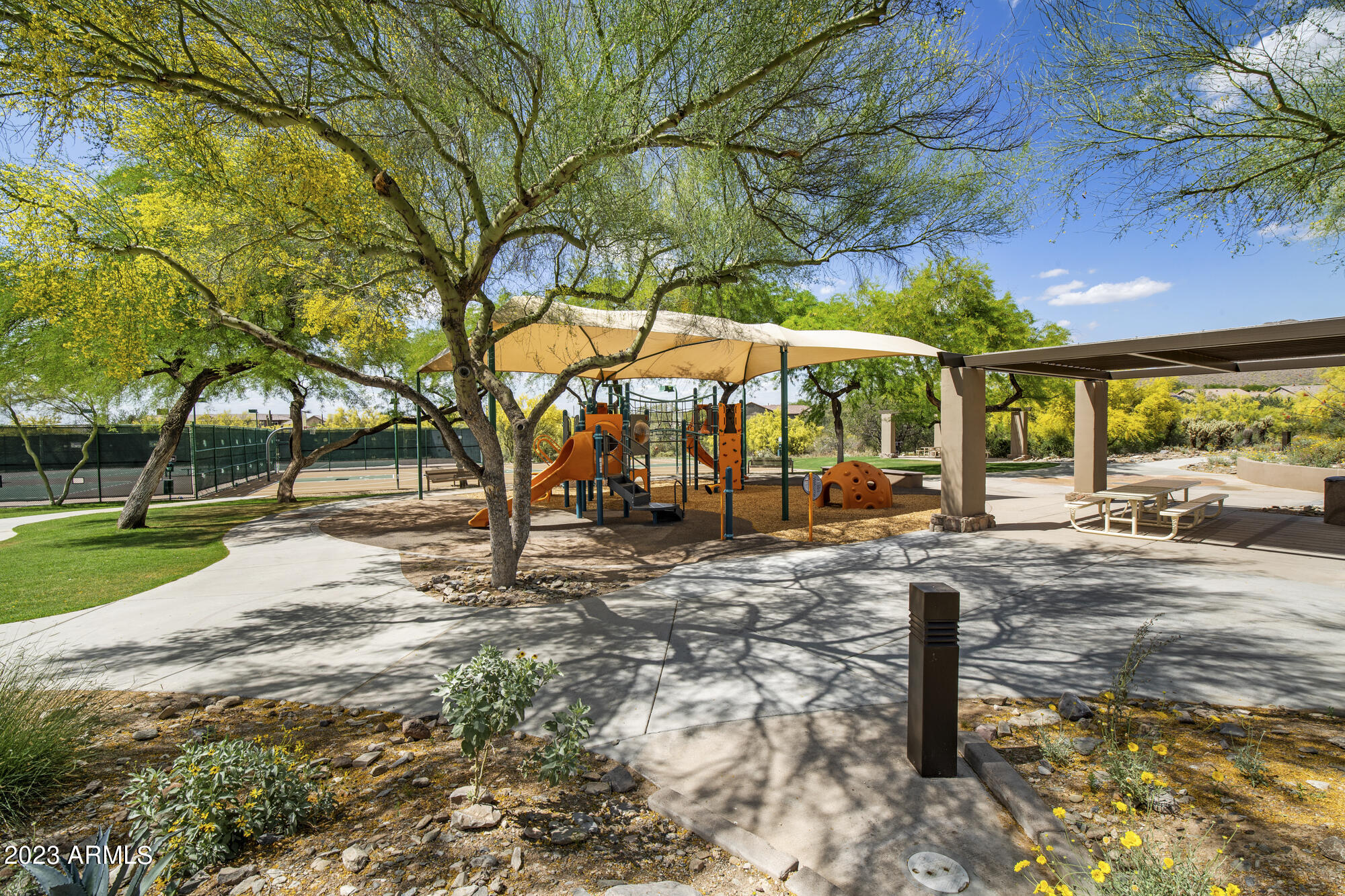 10902 E Gelding Drive