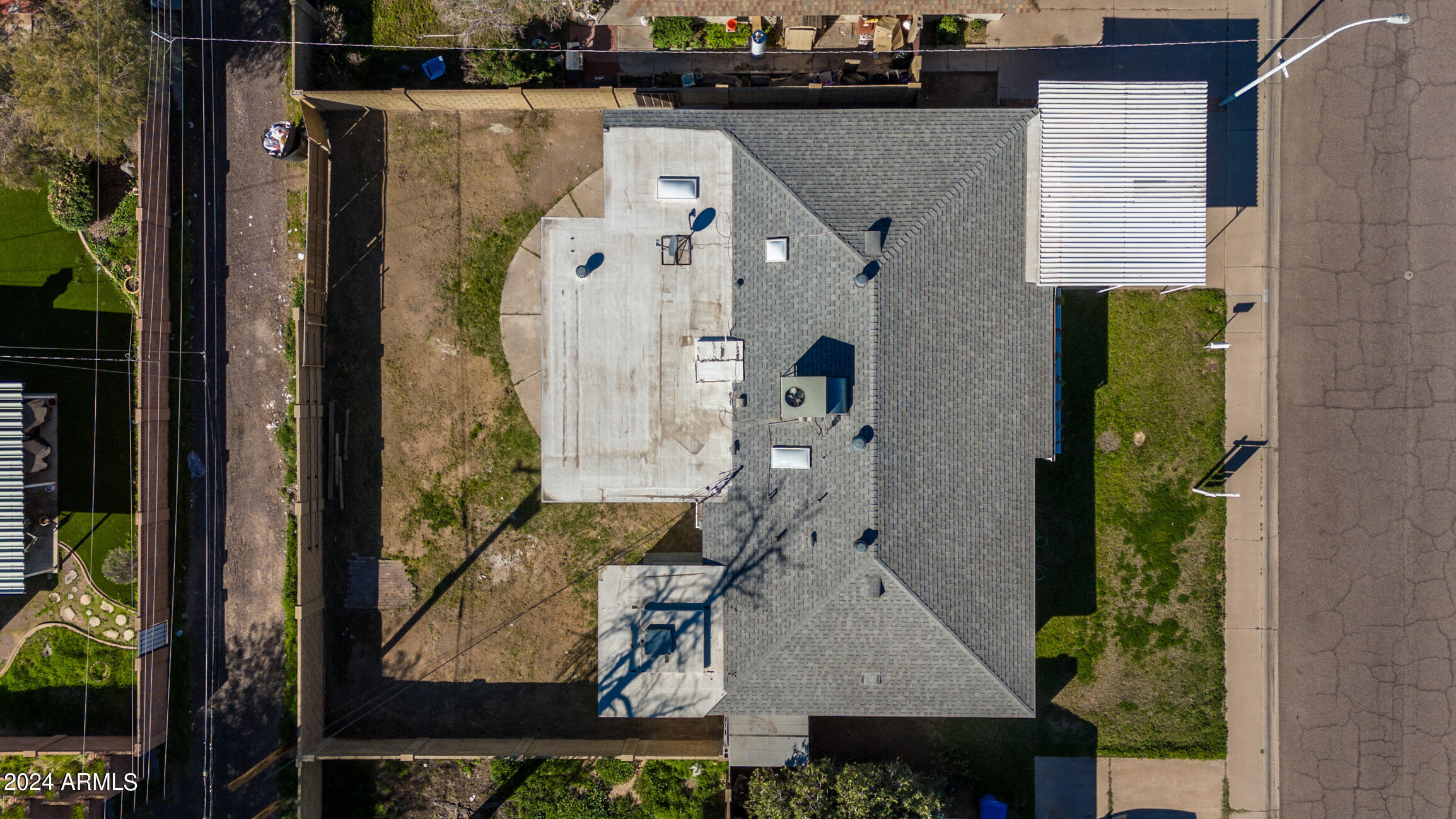 1609 W Mission Lane