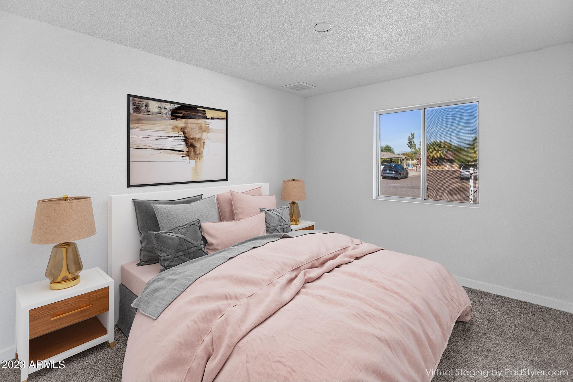1609 W Mission Lane