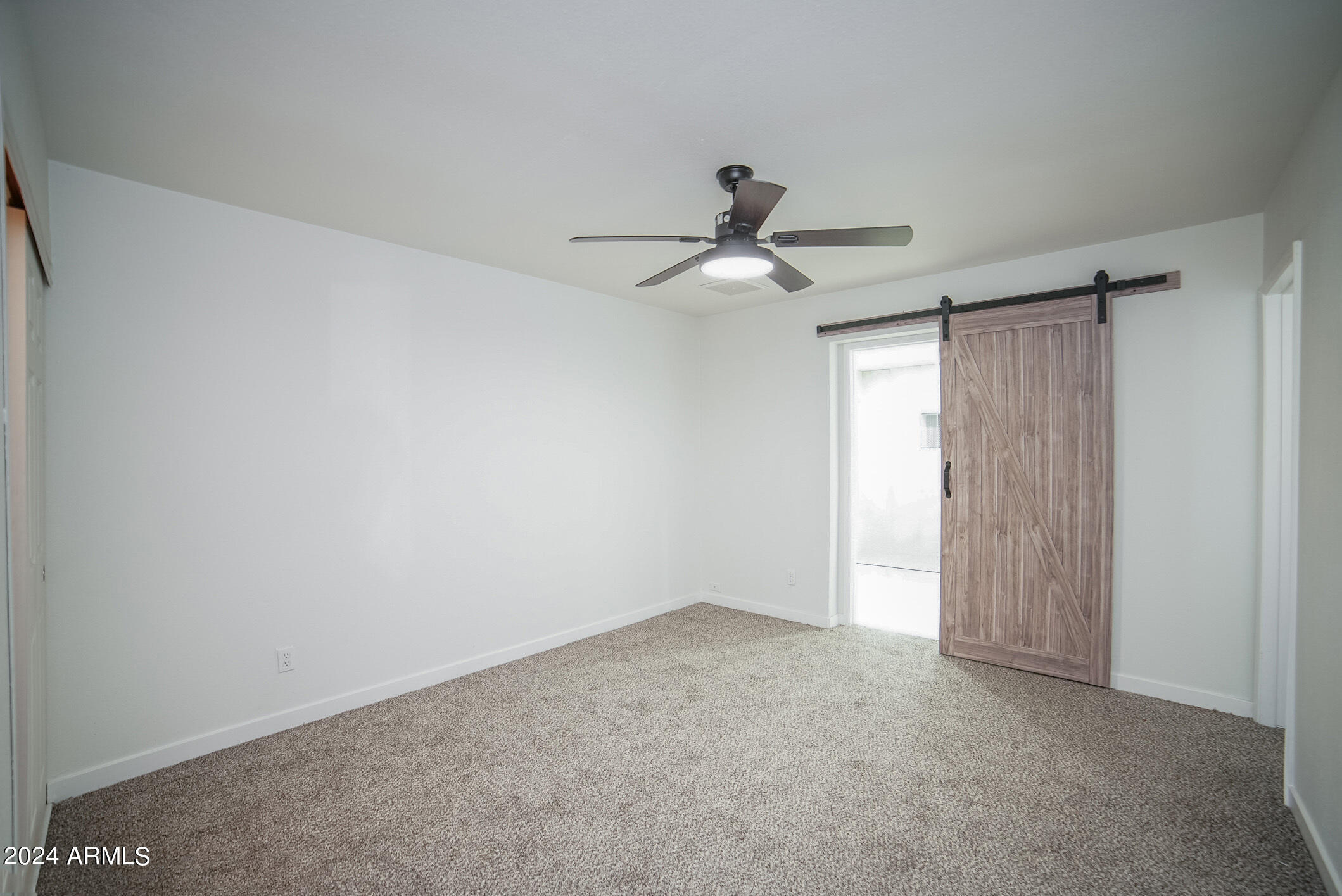 1609 W Mission Lane