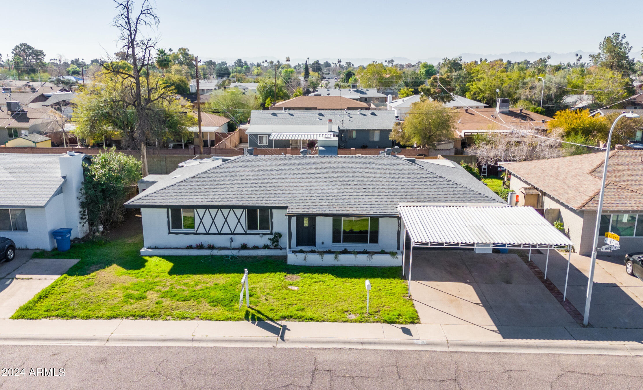 1609 W Mission Lane