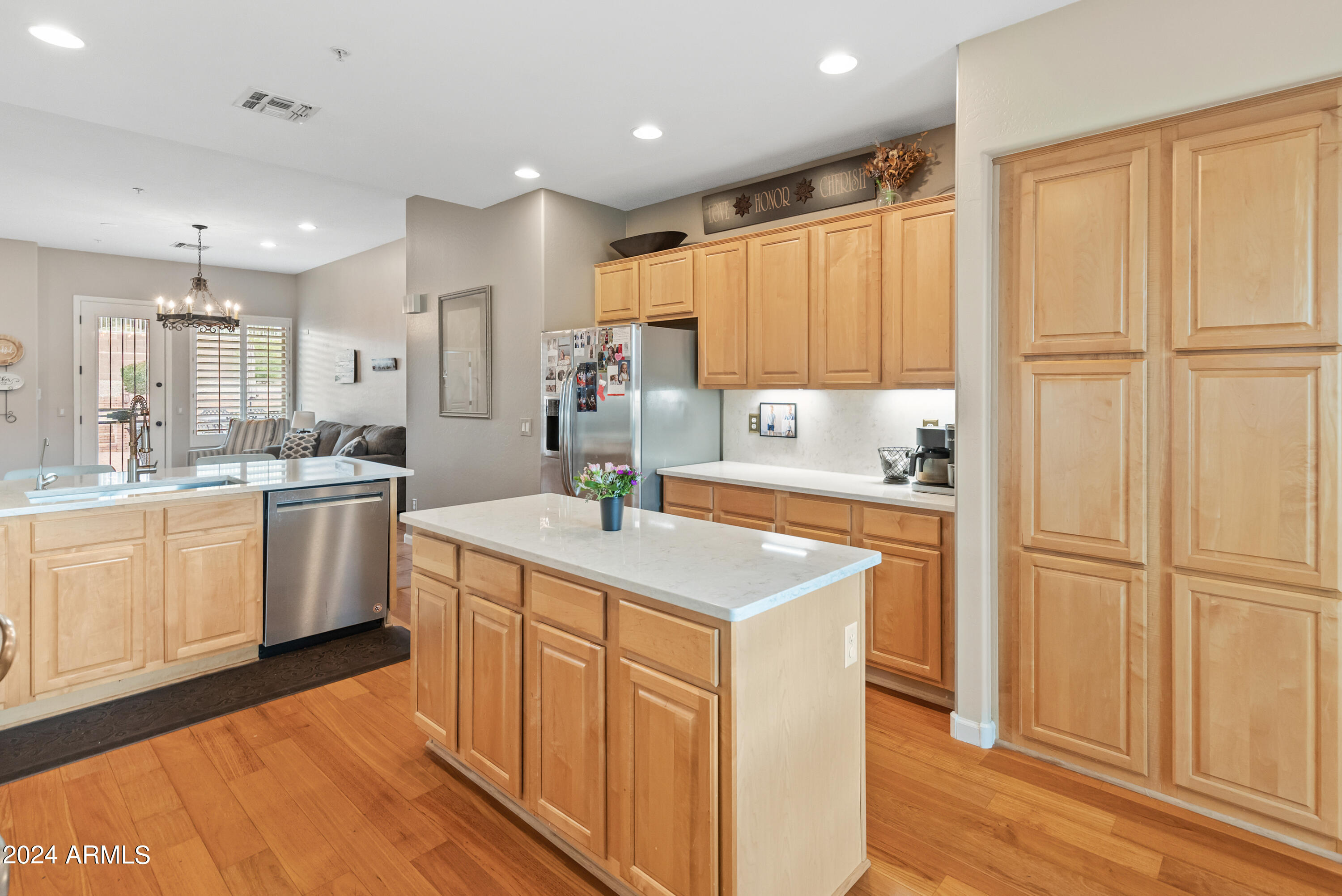 10870 E LE MARCHE Drive