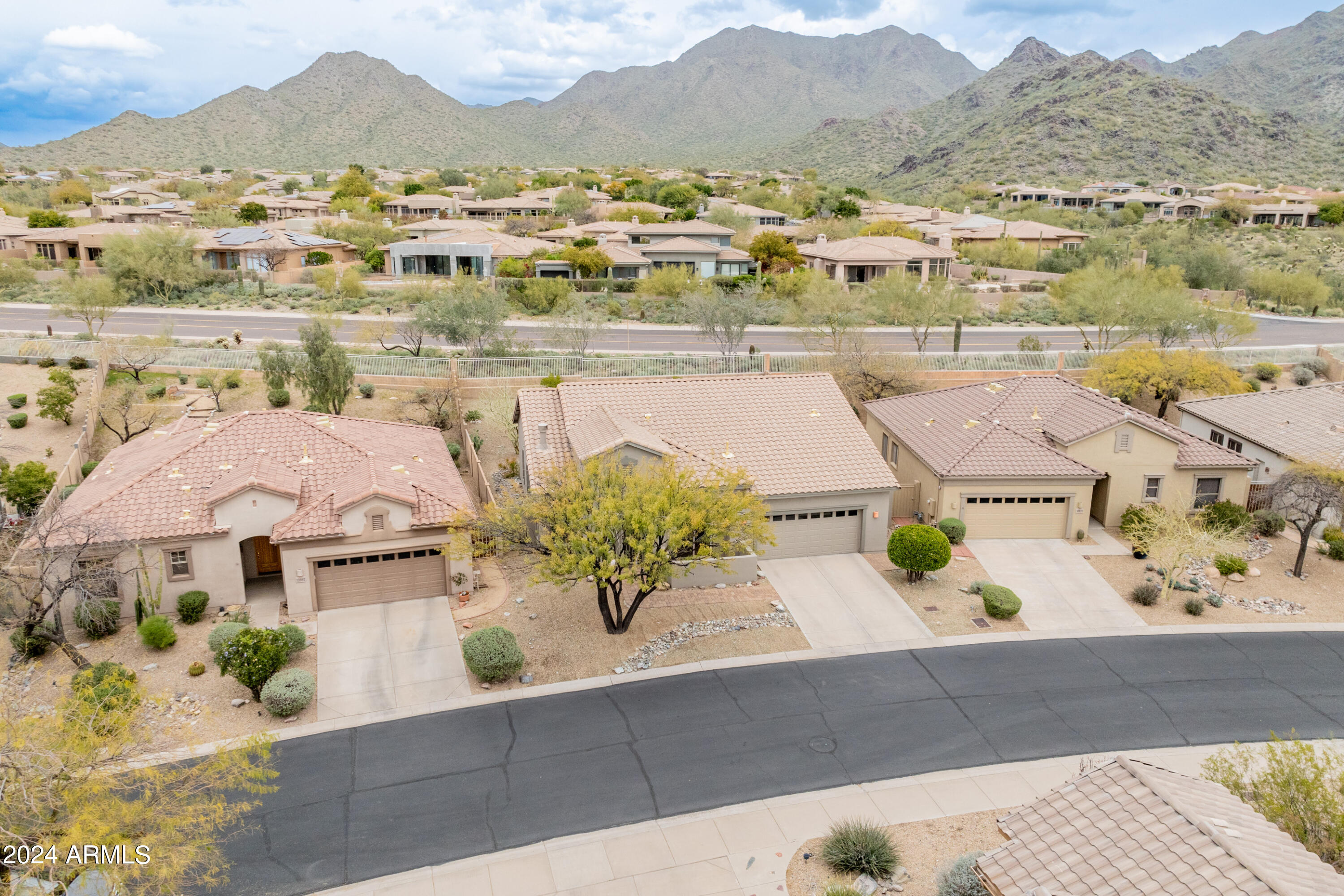 10870 E LE MARCHE Drive