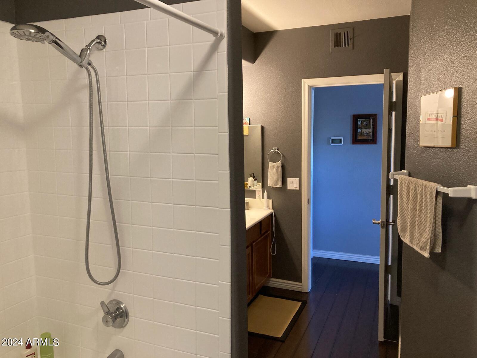 15095 N THOMPSON PEAK Parkway, 2052