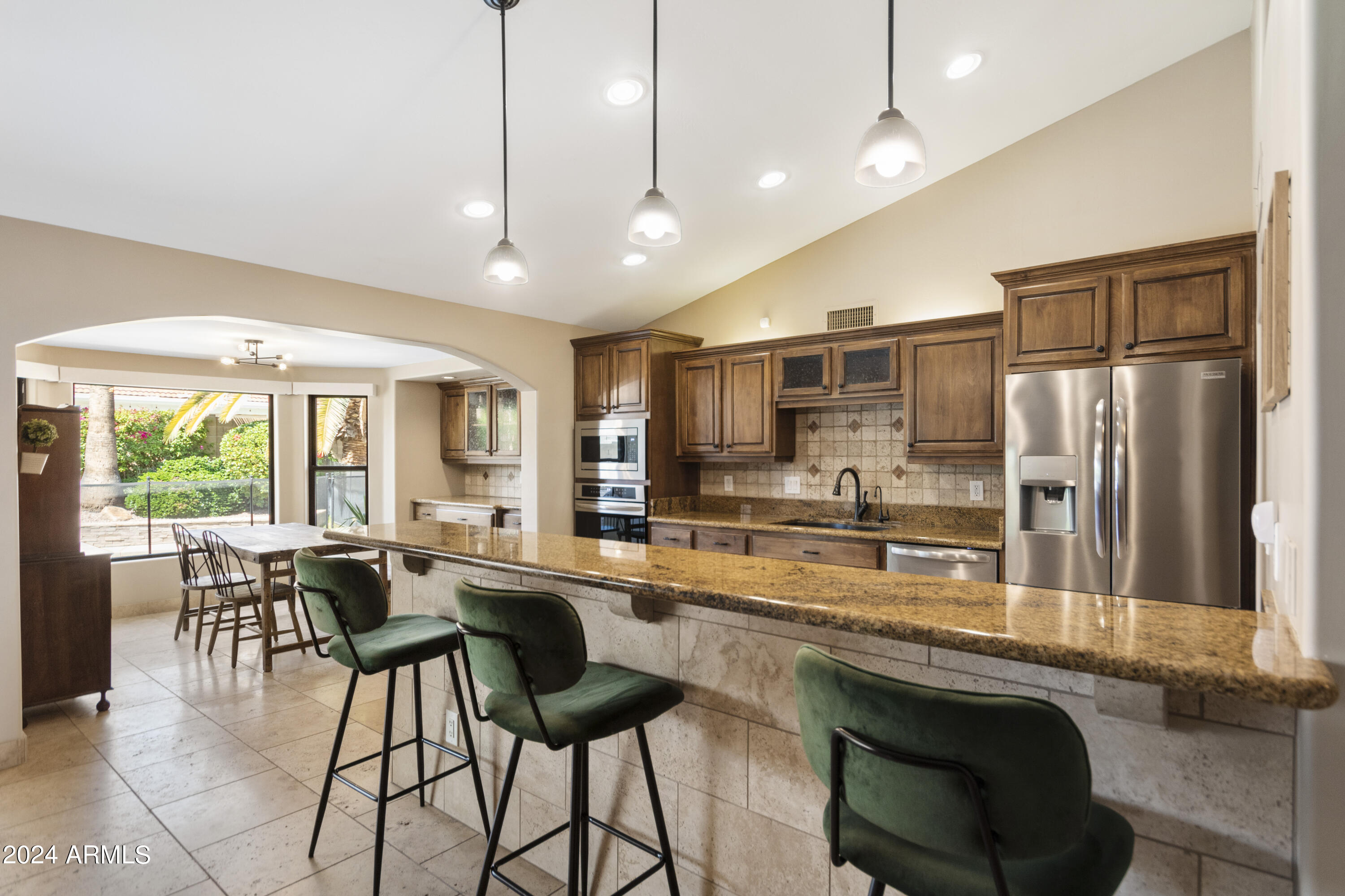9016 E CORRINE Drive