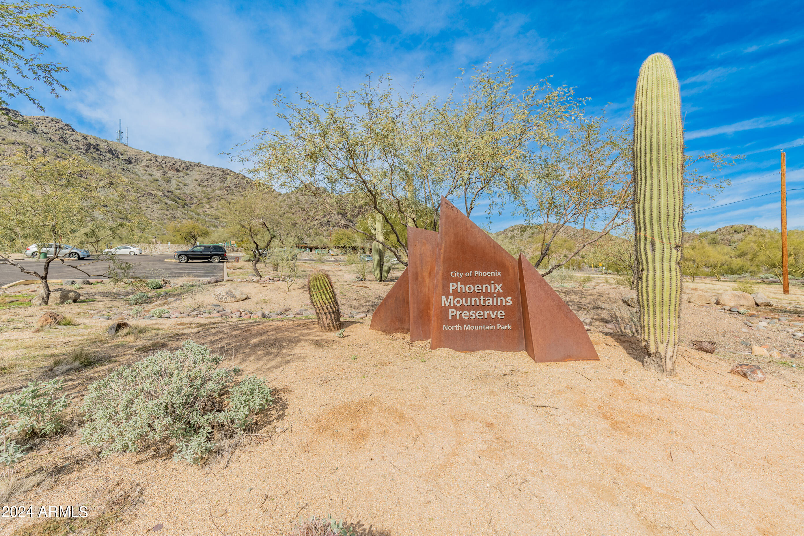10410 N CAVE CREEK Road, 2103
